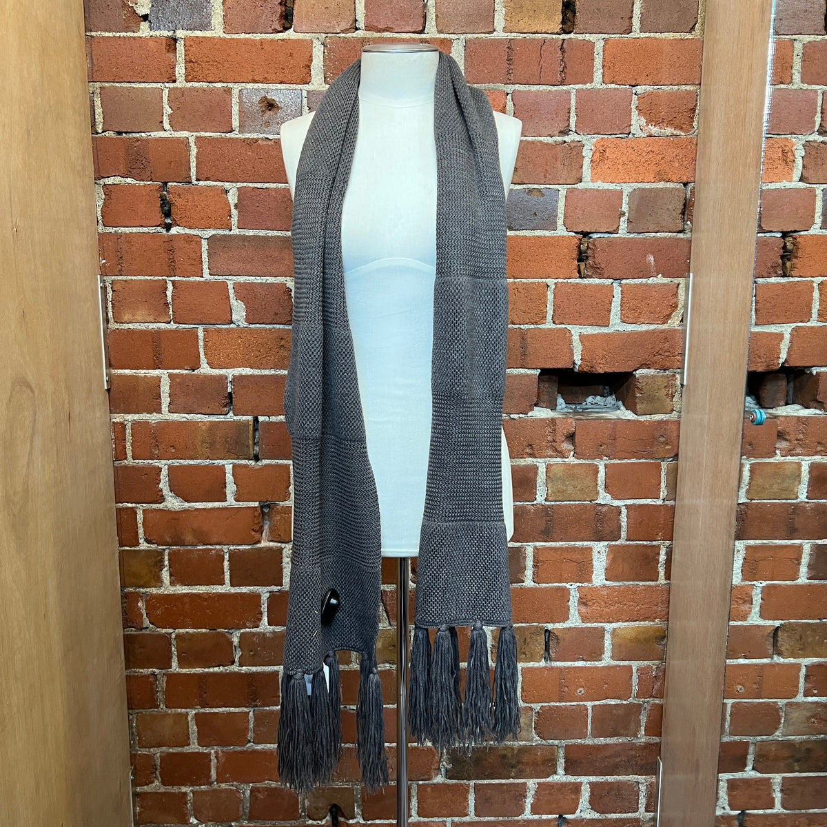 MARTIN MARGIELA Miss Deanna wool scarf – Wellington Hunters and