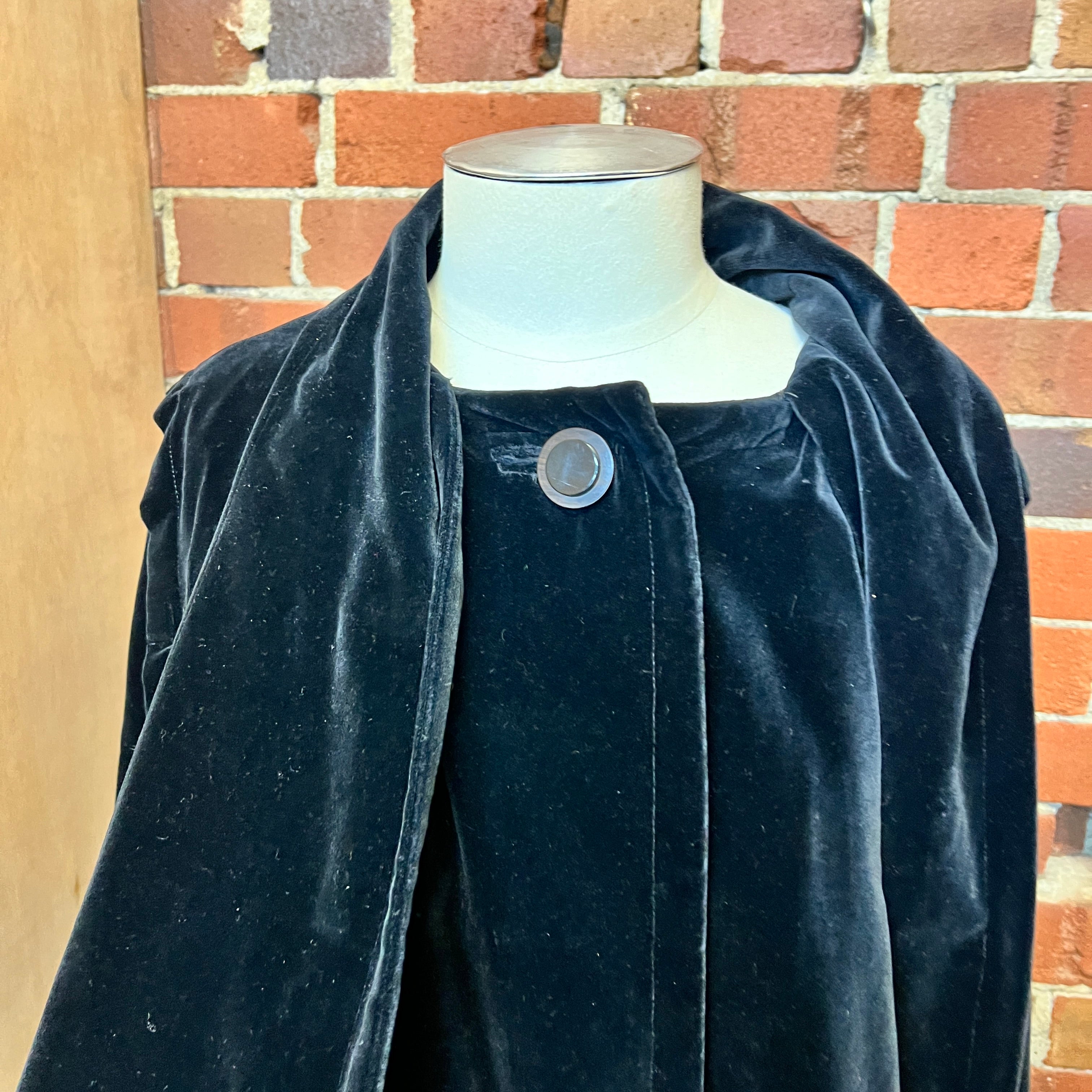 YVES SAINT LAURENT 1980's velvet coat