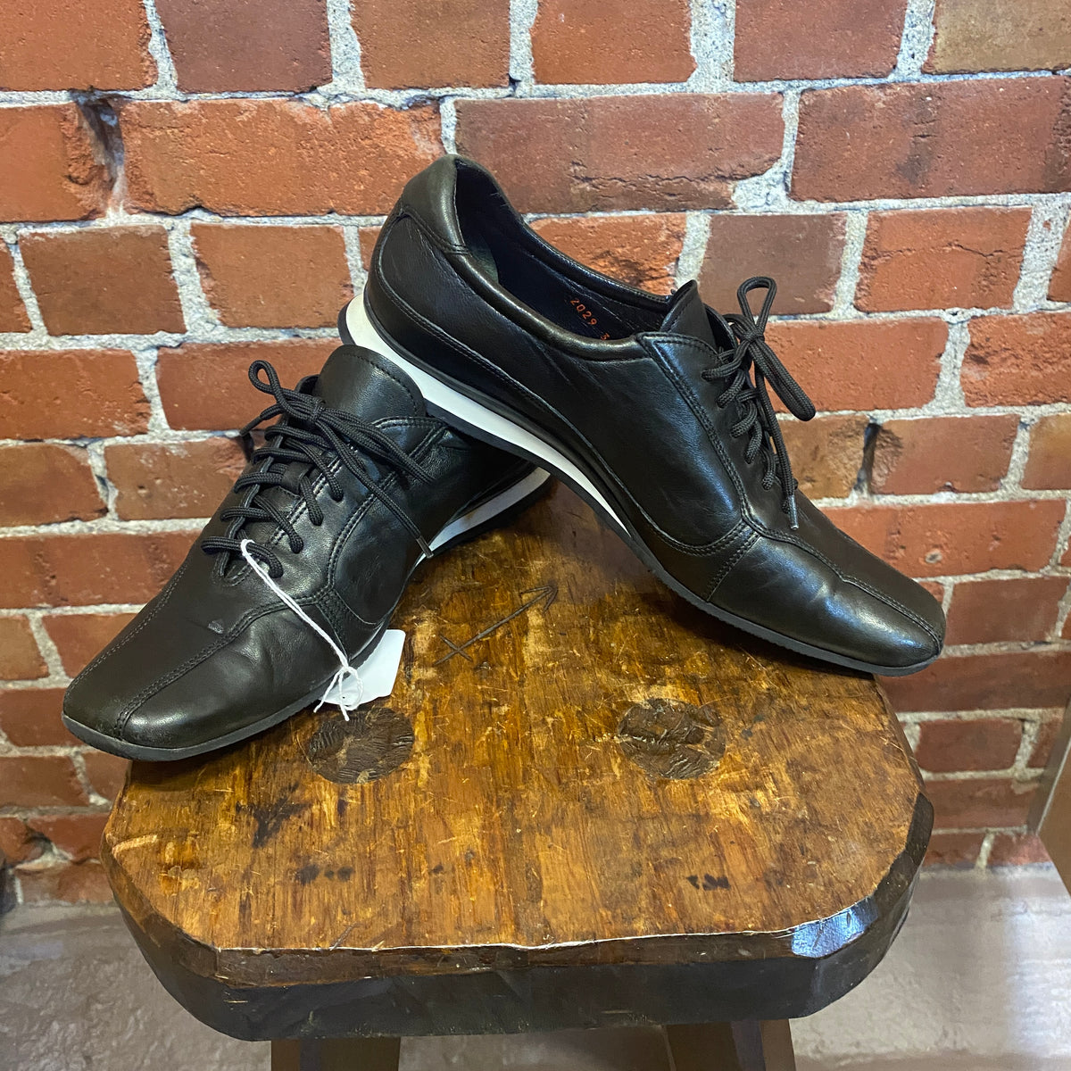 PRADA leather square toe sneakers 39 – Wellington Hunters and PRADA leather square toe sneakers 39 – Wellington Hunters and