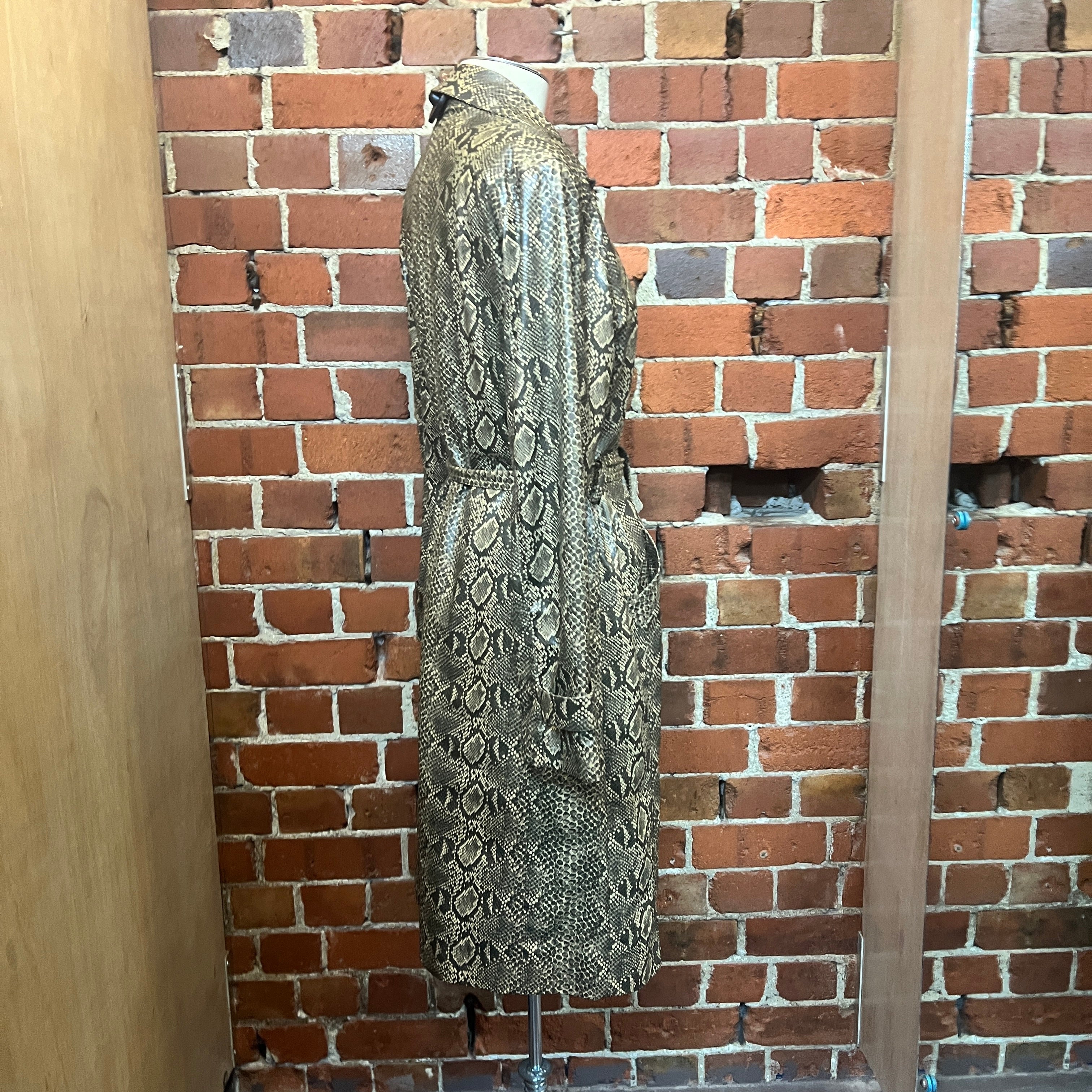 SNAKESKIN vinyl trench coat