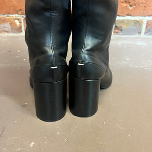 MARTIN MARGEILA Over the knee leather boots