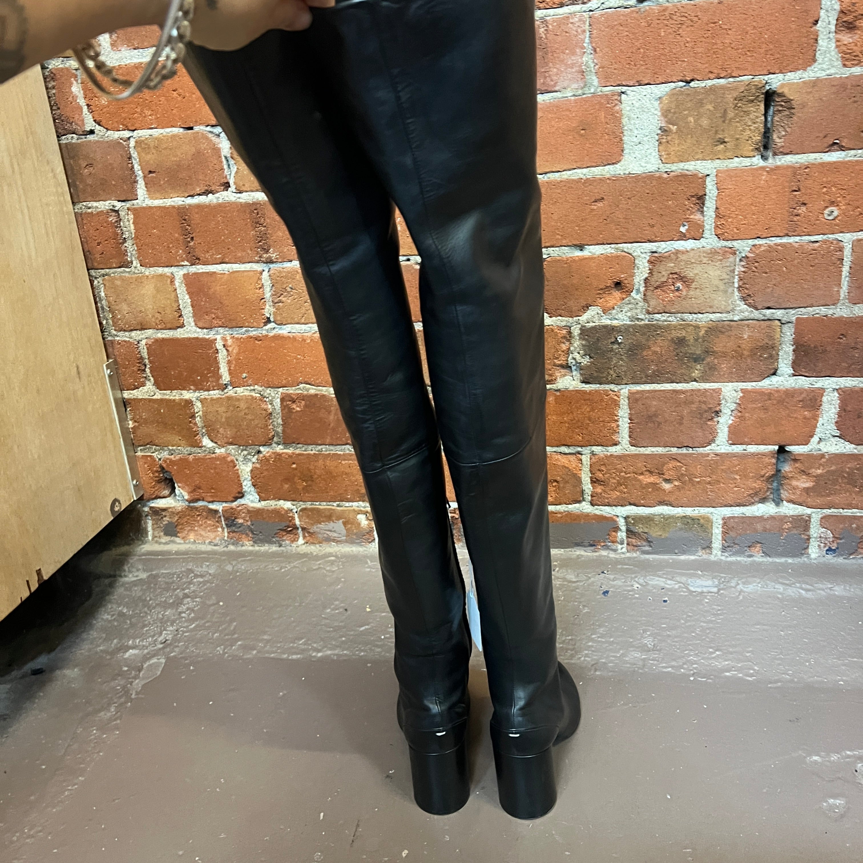 MARTIN MARGEILA Over the knee leather boots