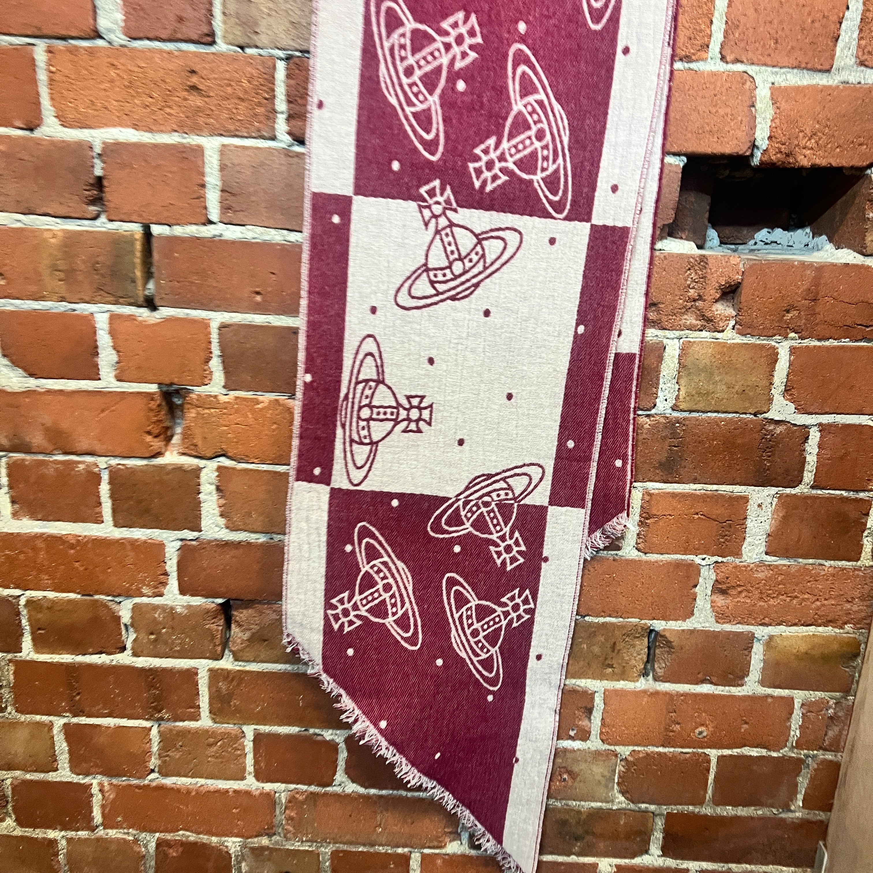 VIVIENNE WESTWOOD new scarf