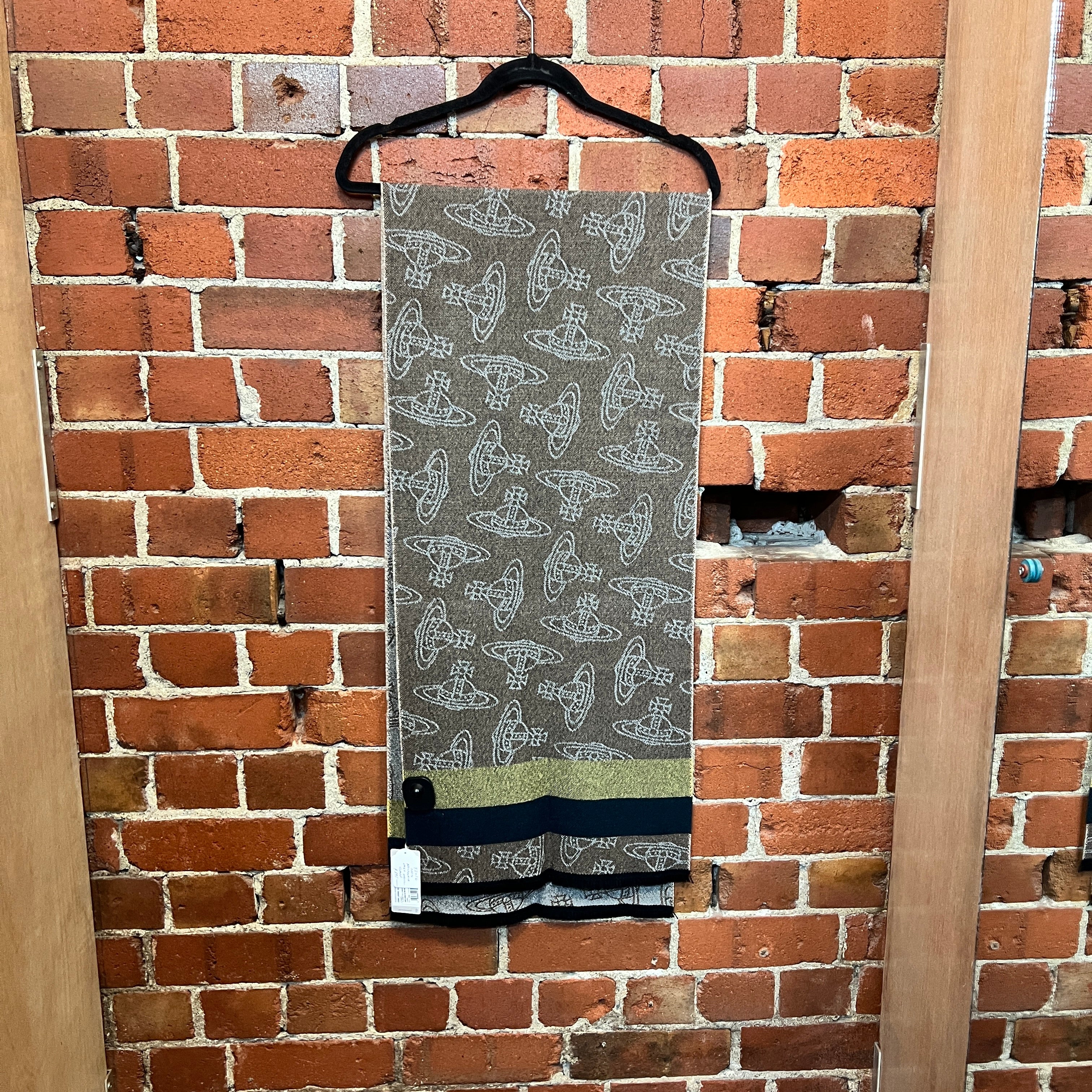 VIVIENNE WESTWOOD New wool scarf