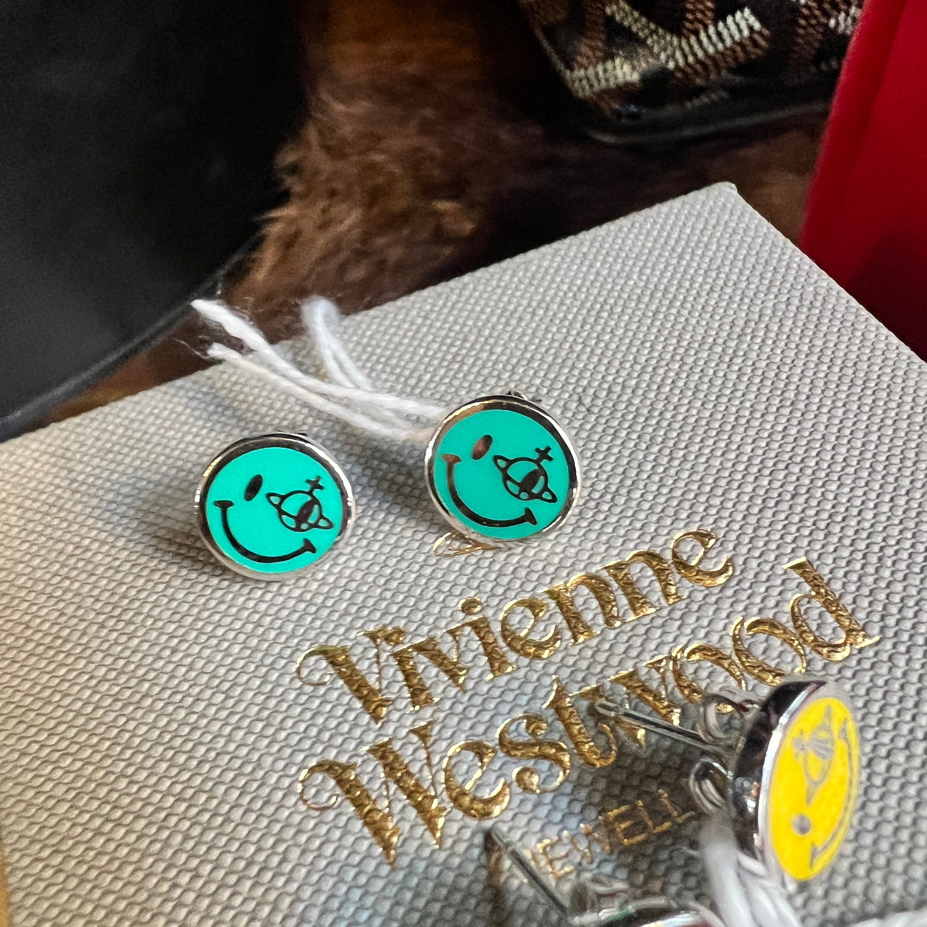 VIVIENNE WESTWOOD Smiley face earrings