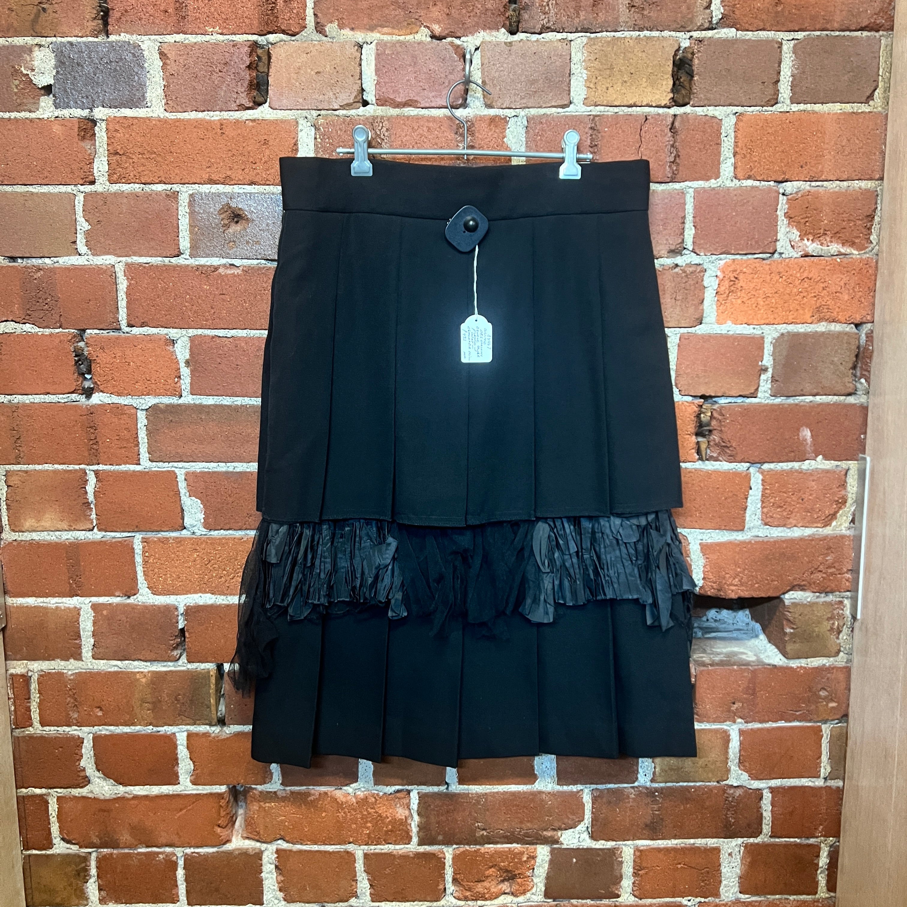 COMME DES GARCONS detachable frill skirt