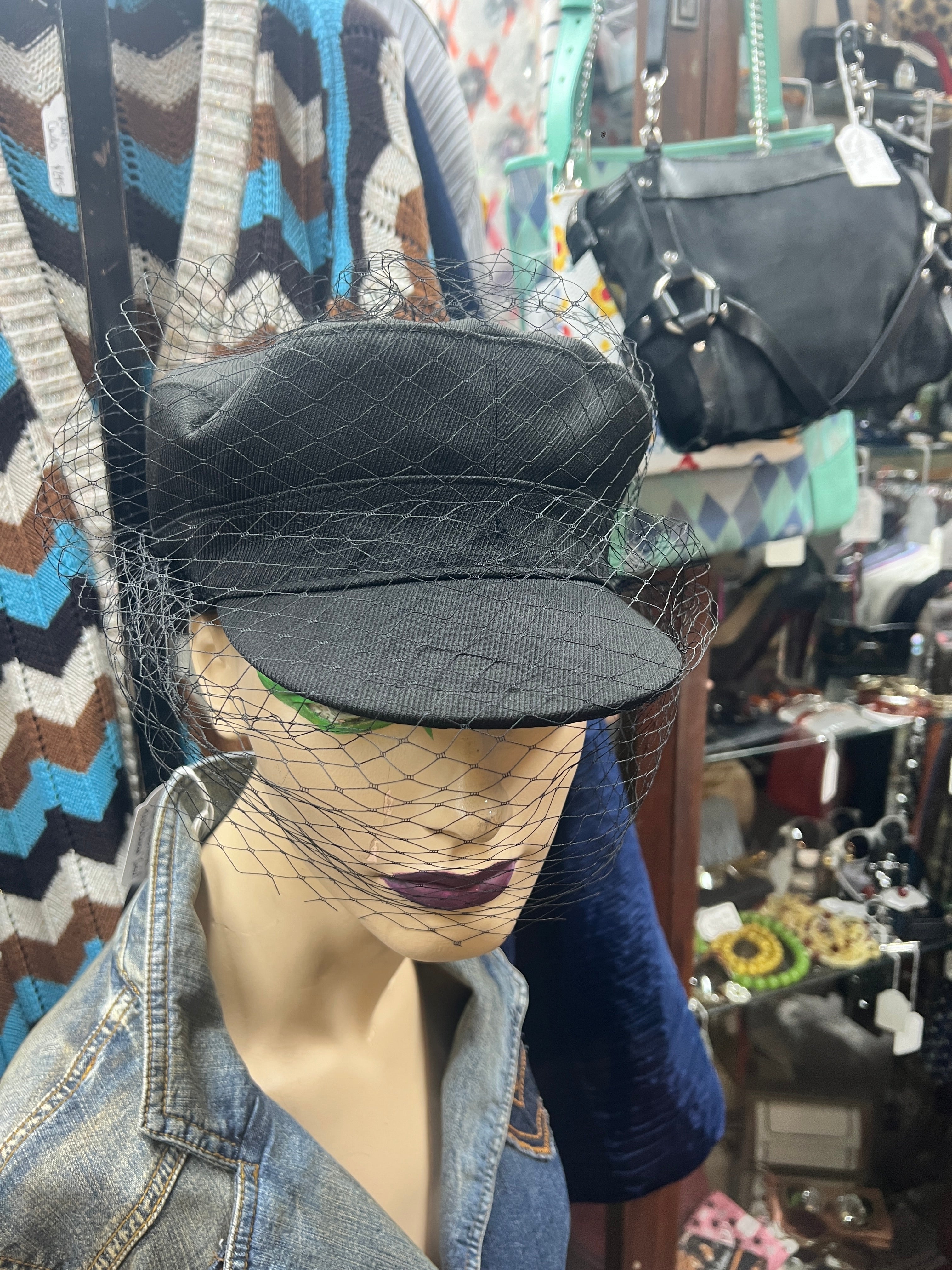 CHRISTIAN DIOR netted cap