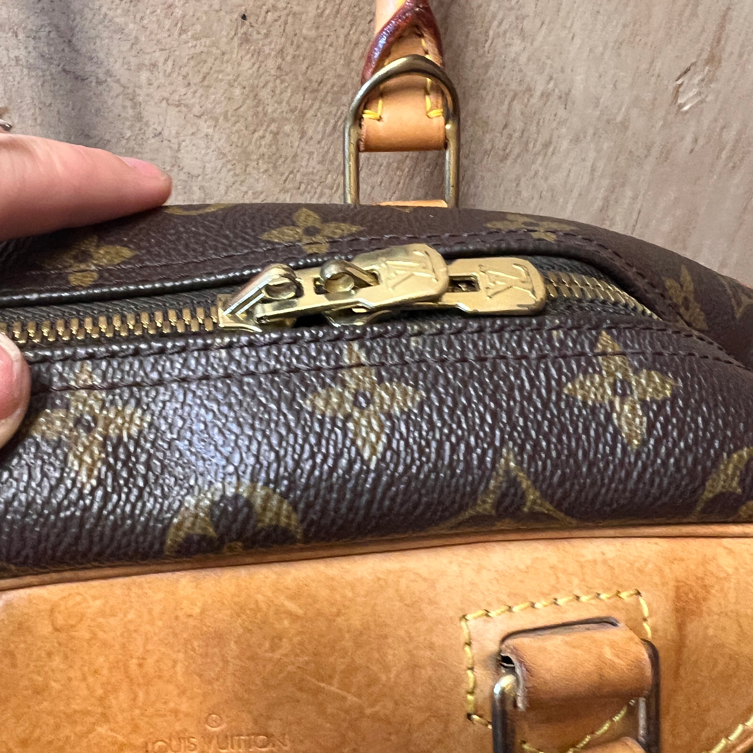 LOUIS VUITTON vintage briefcase bag – Wellington Hunters and Collectors