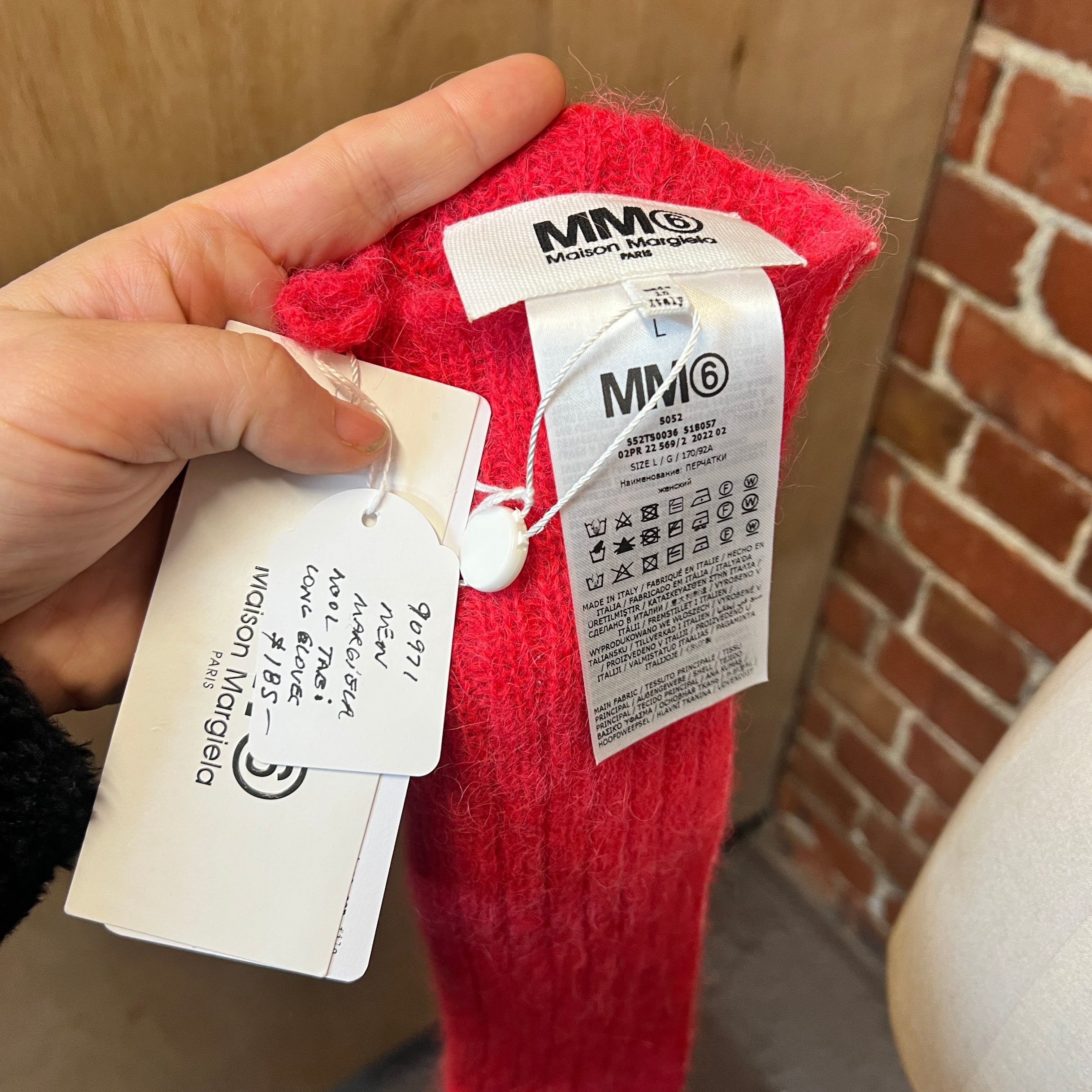 MARTIN MARGILEA MM6 tabi gloves