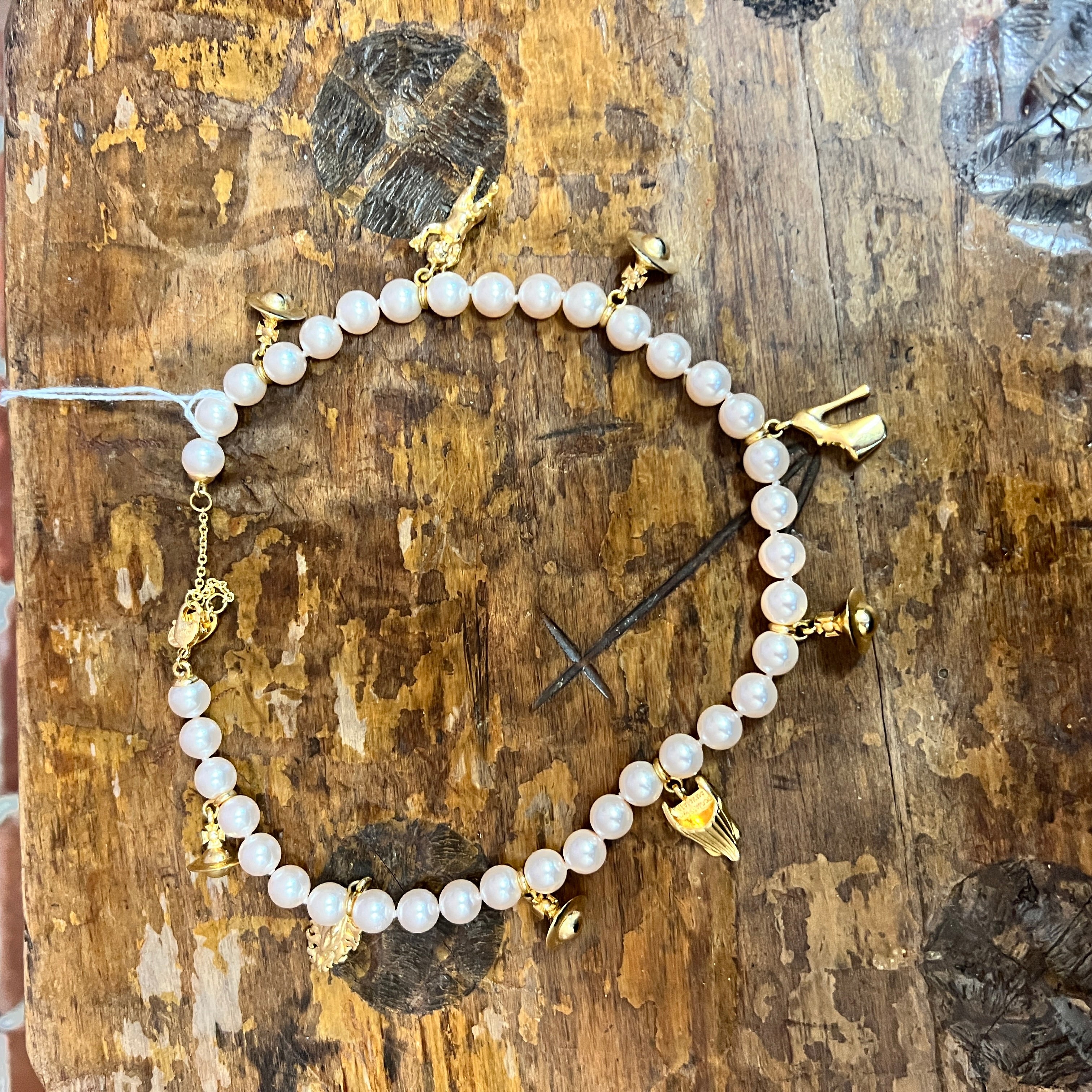 VIVIENNE WESTWOOD charm pearl necklace