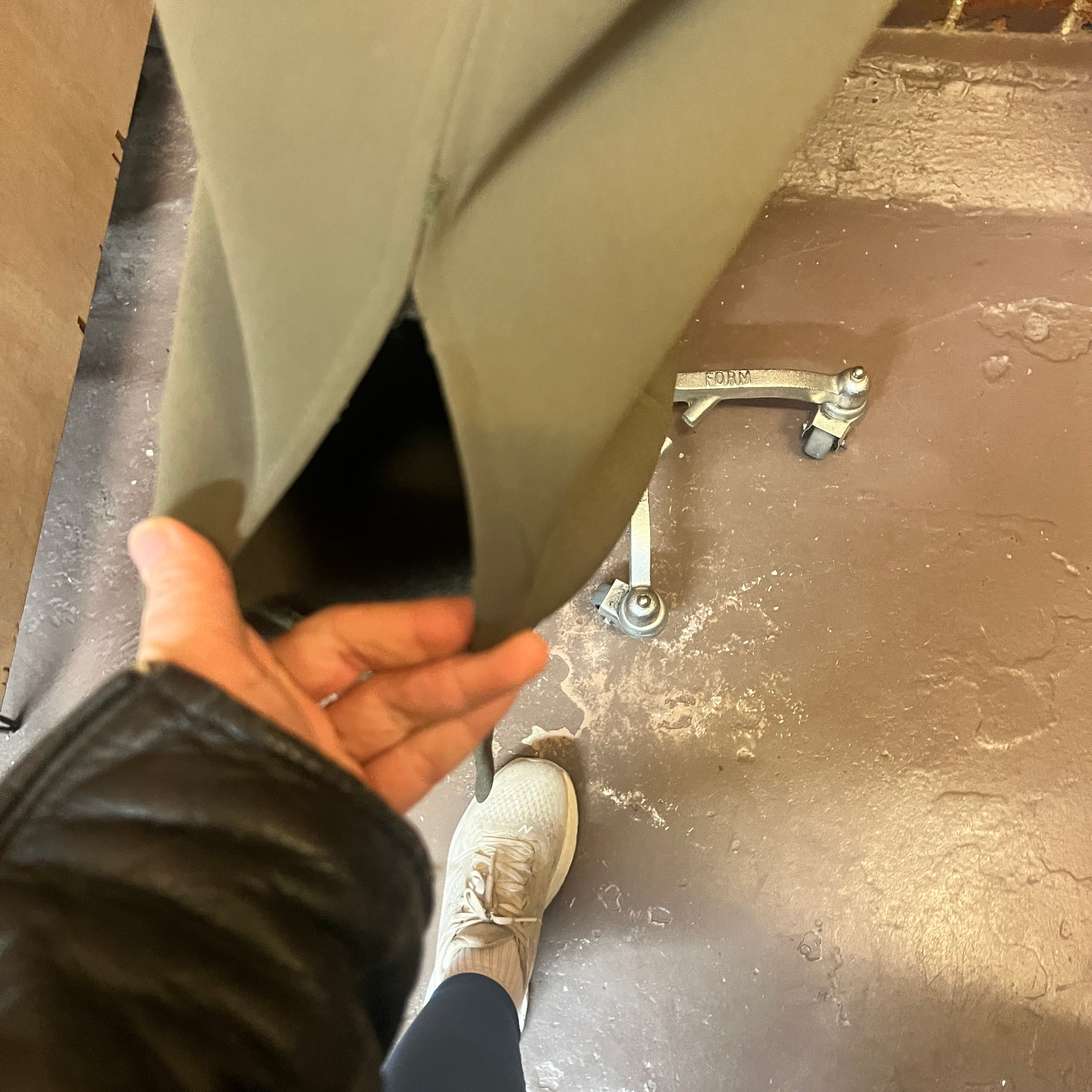 PARIS GEORGIA kahki gown