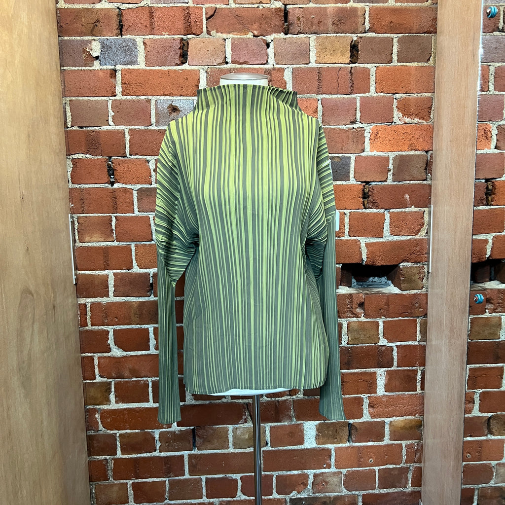 JAPANESE pleated skivvy