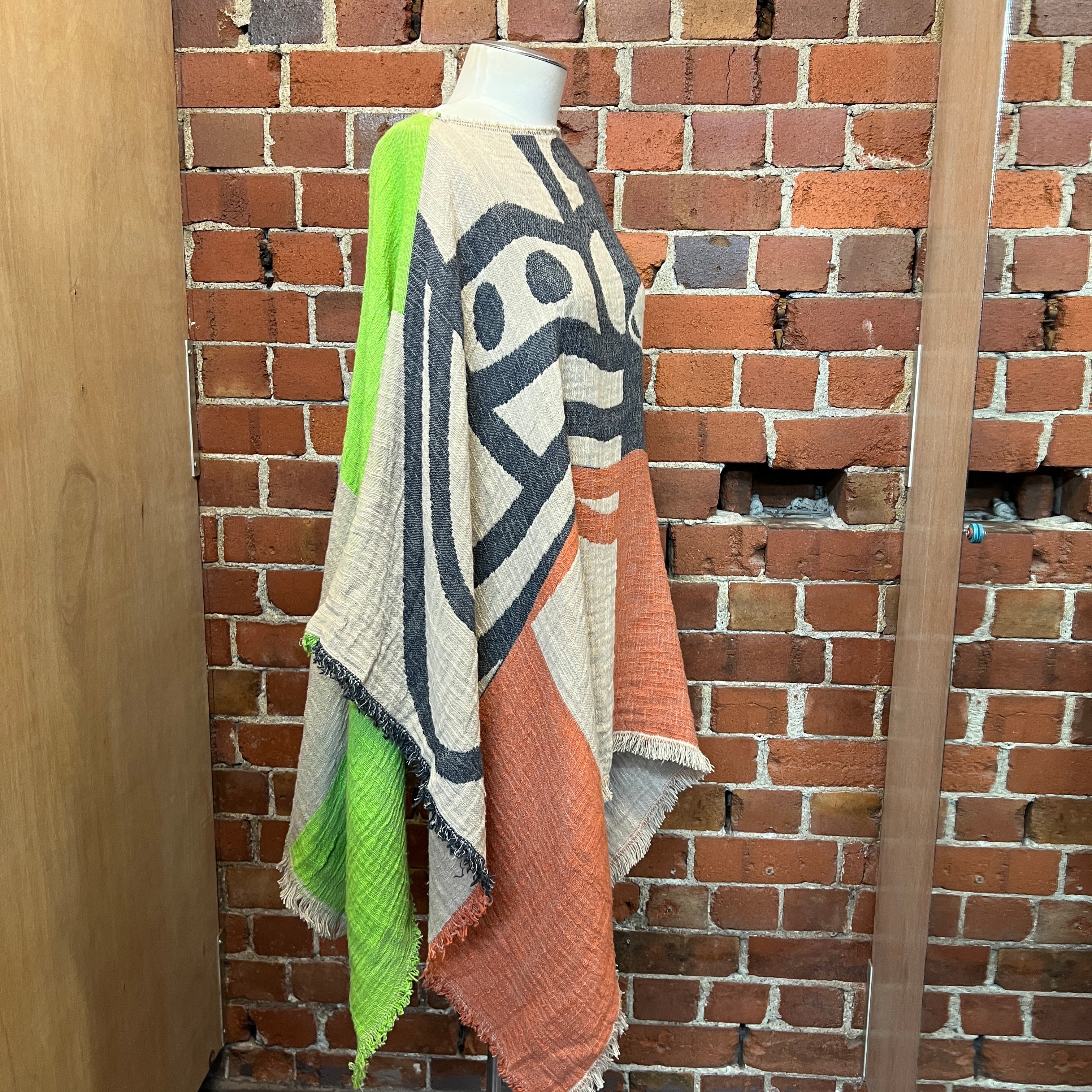 VIVIENNE WESTWOOD BNWT woven cotton poncho