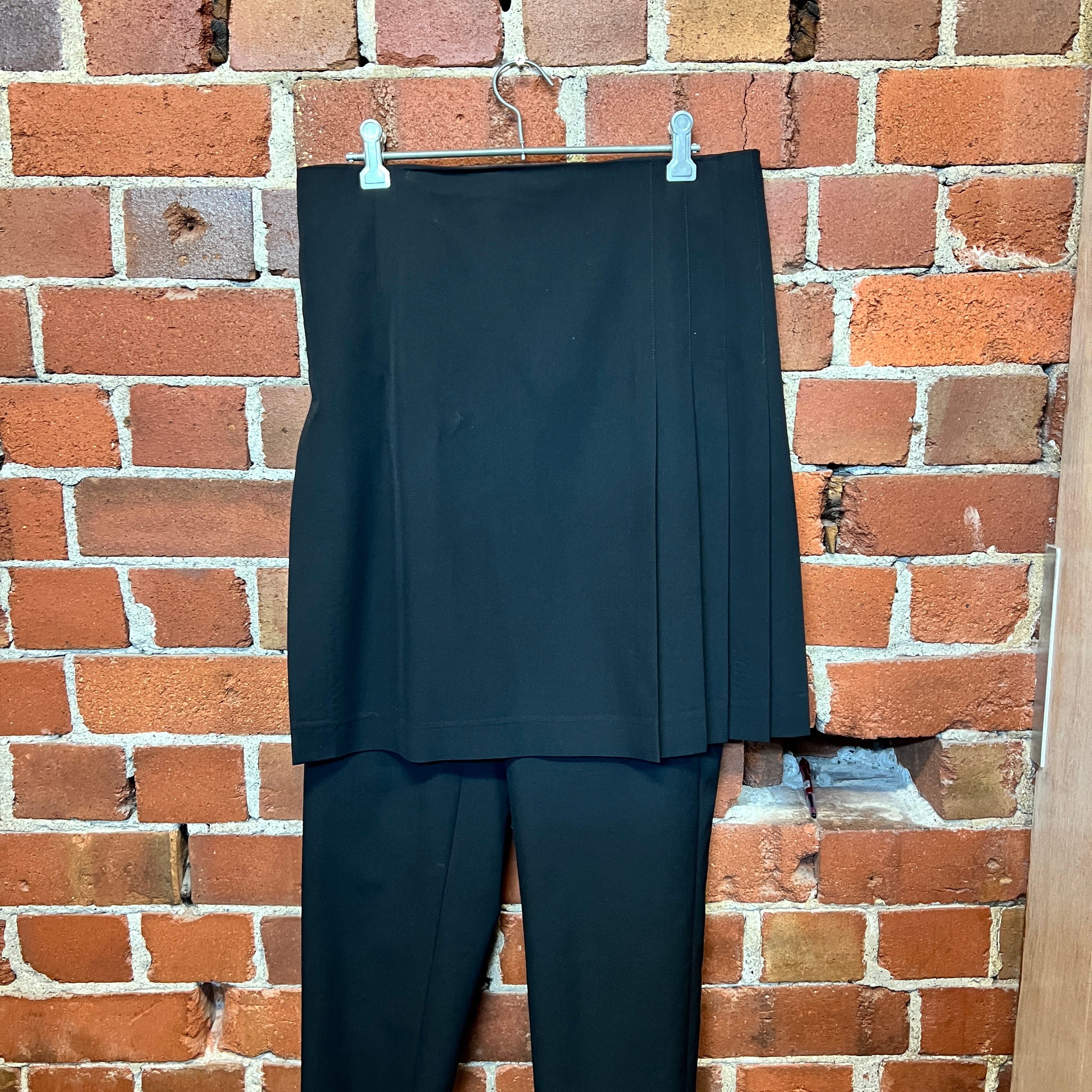 COMME DES GARCONS kilt pants