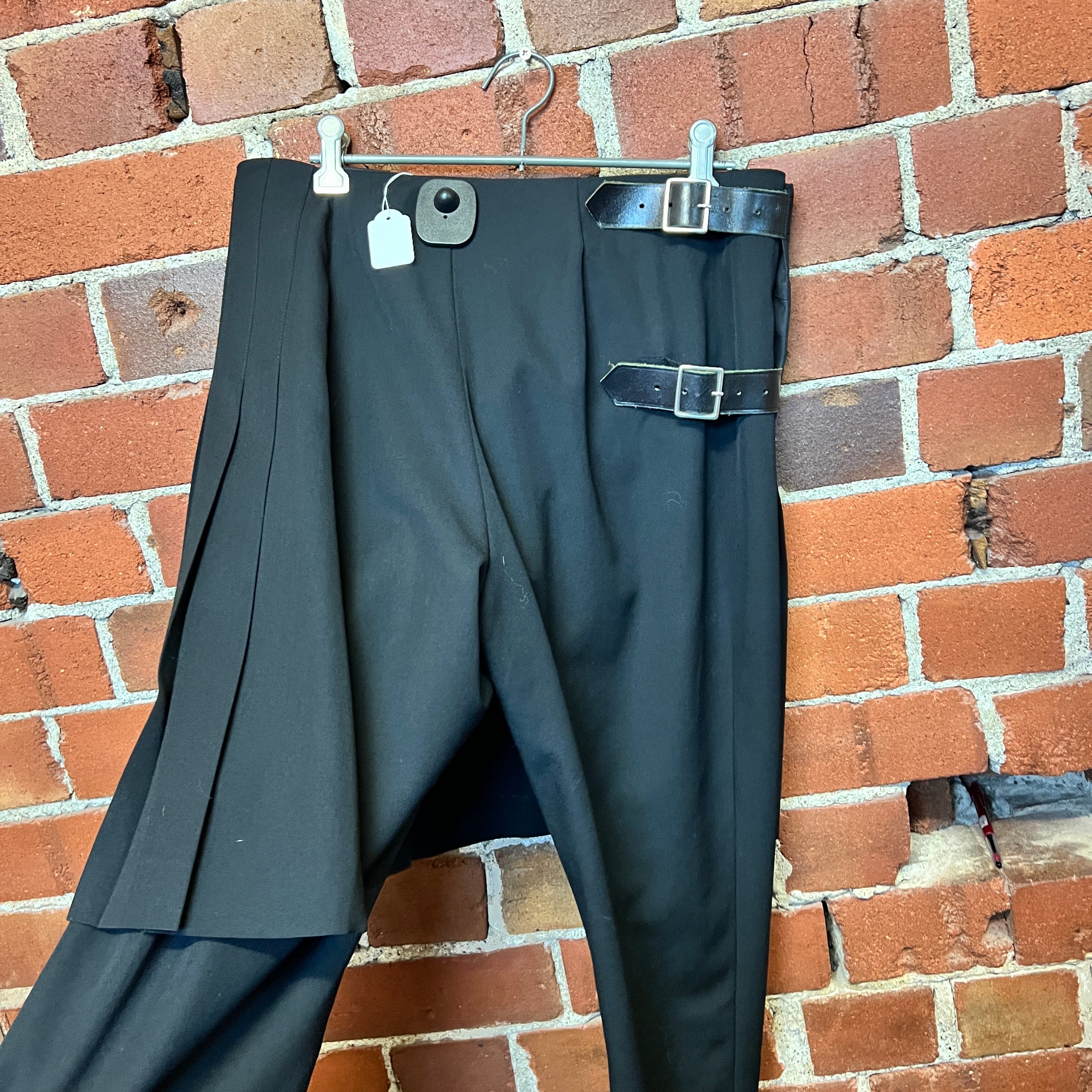 COMME DES GARCONS kilt pants