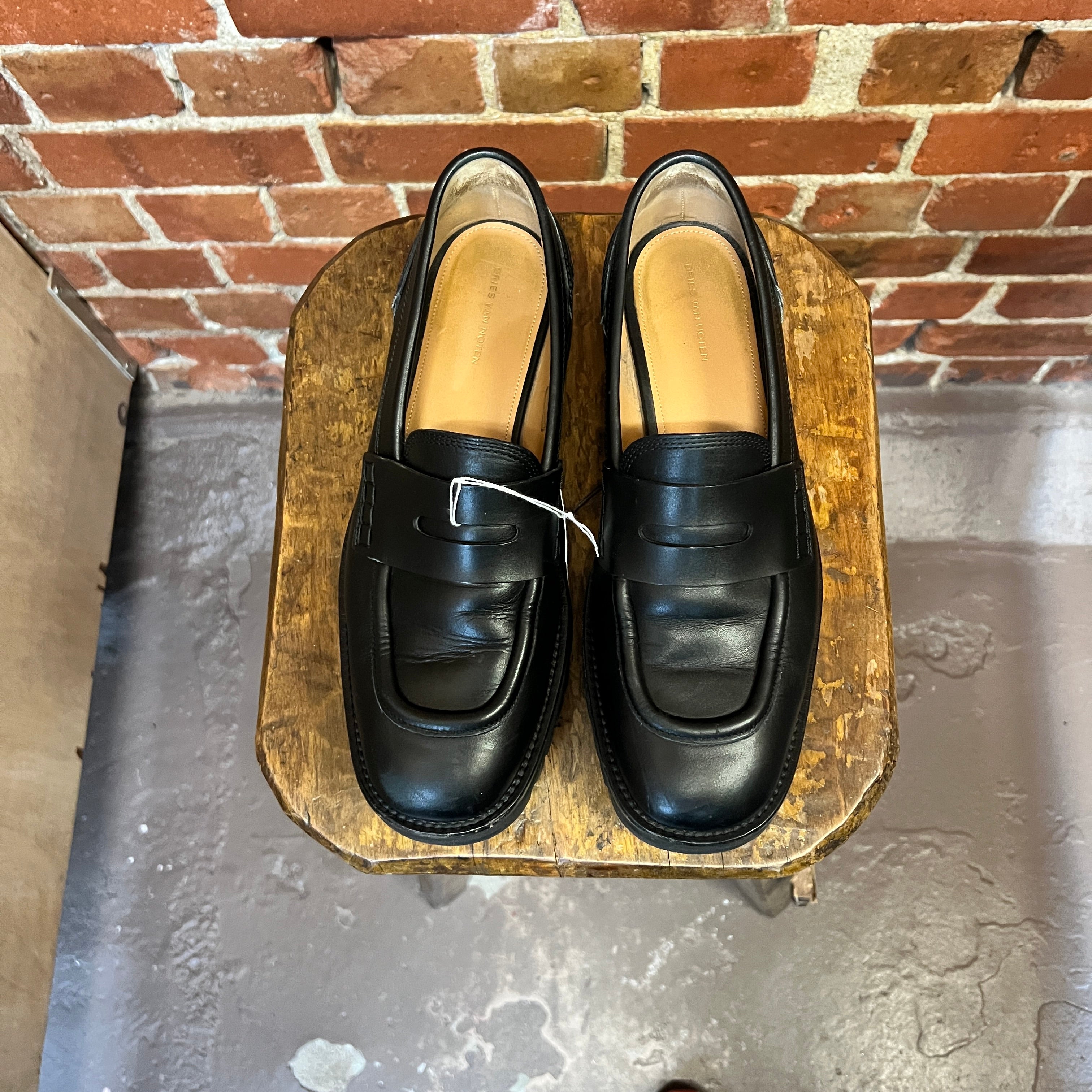 DRIES VAN NOTEN leather loafers 41