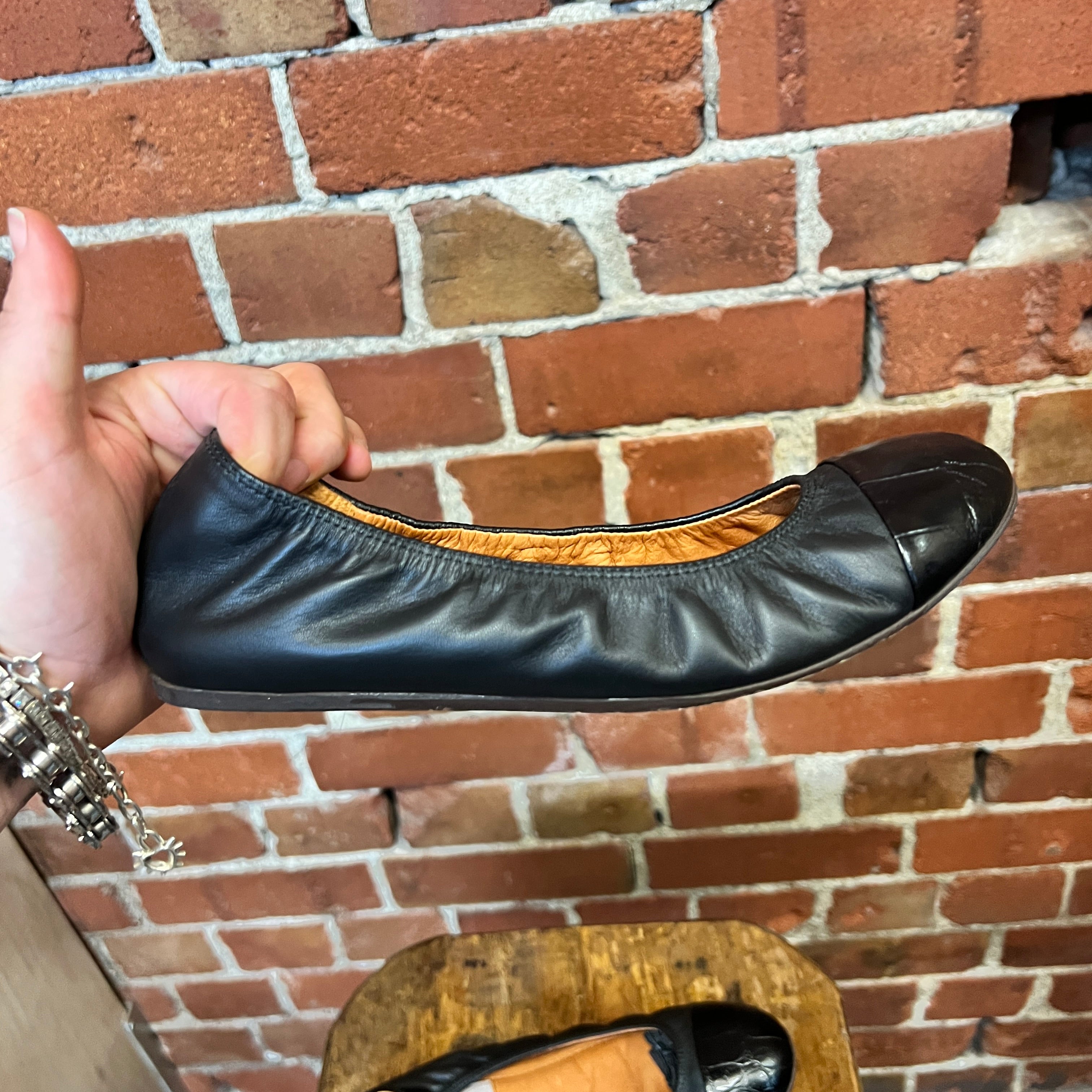 LANVIN leather ballet flats 37