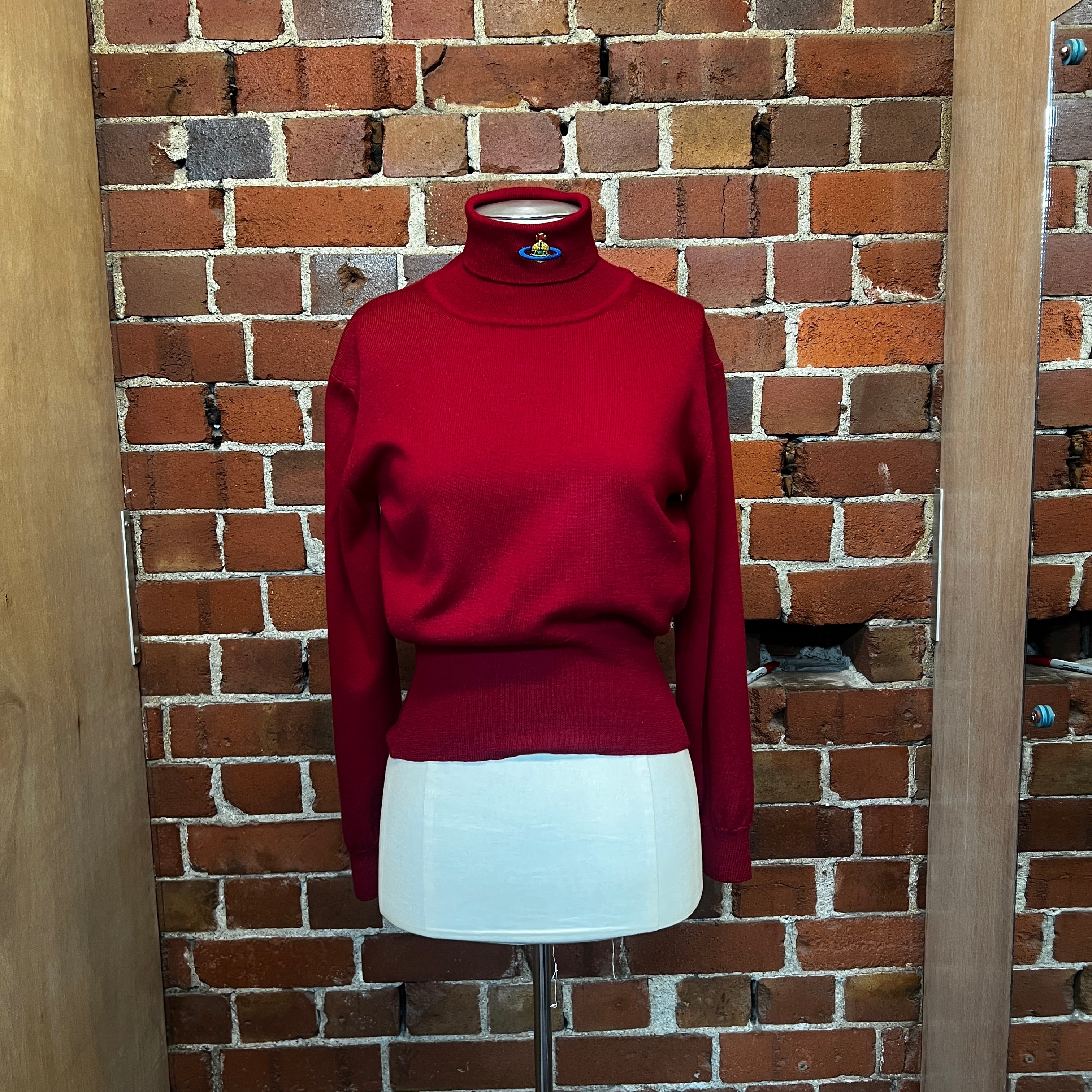 VIVENNE WESTWOOD 1990's wool skivvy – Wellington Hunters and Collectors