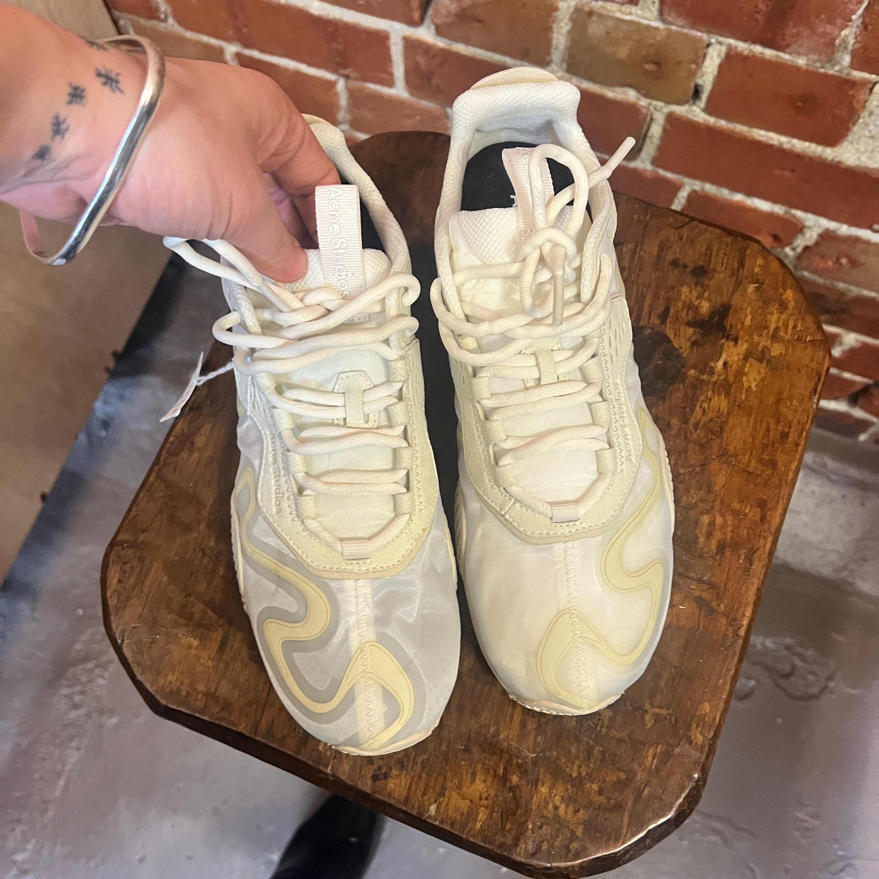 ACNE sneakers 41