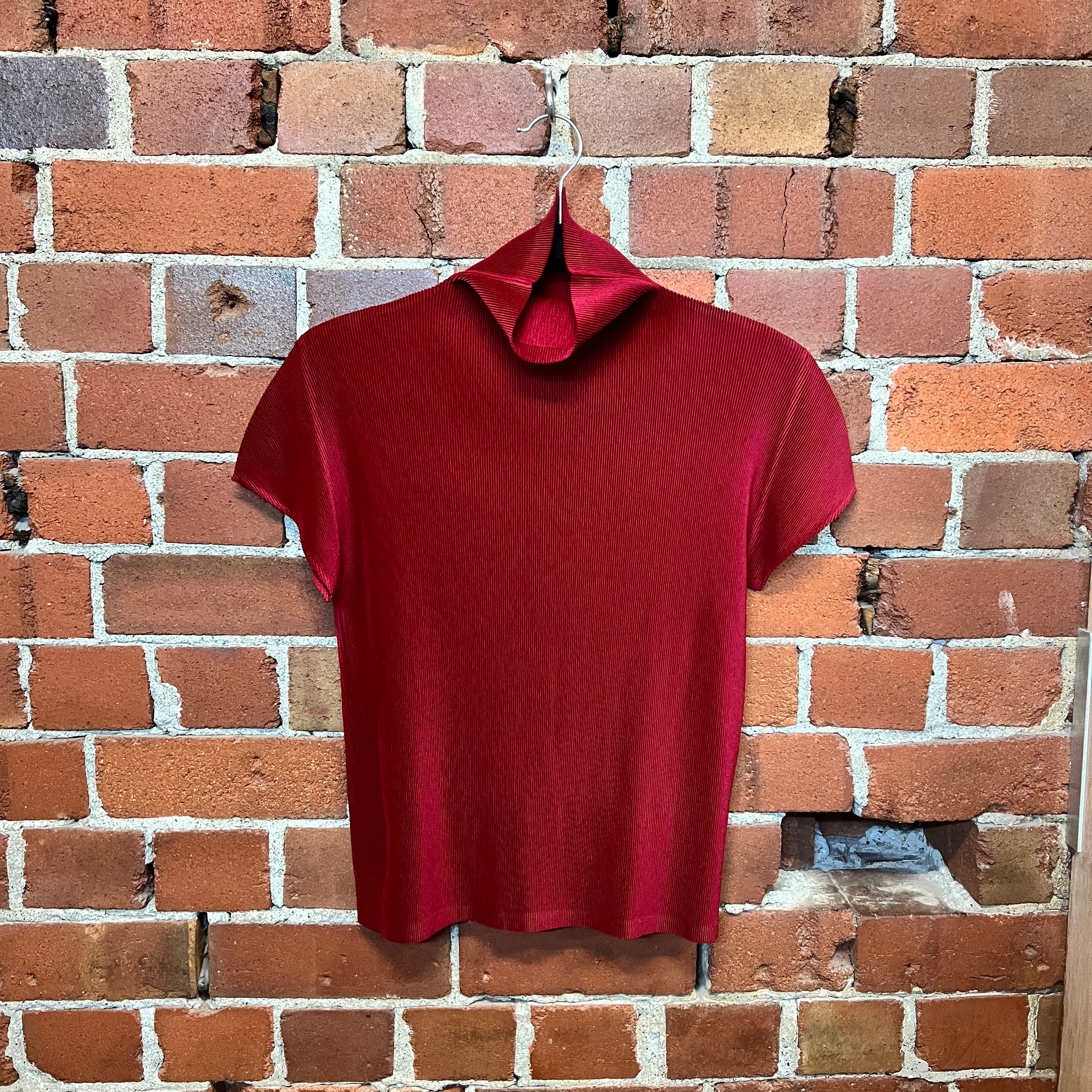 PLEATS PLEASE high neck top – Wellington Hunters and Collectors