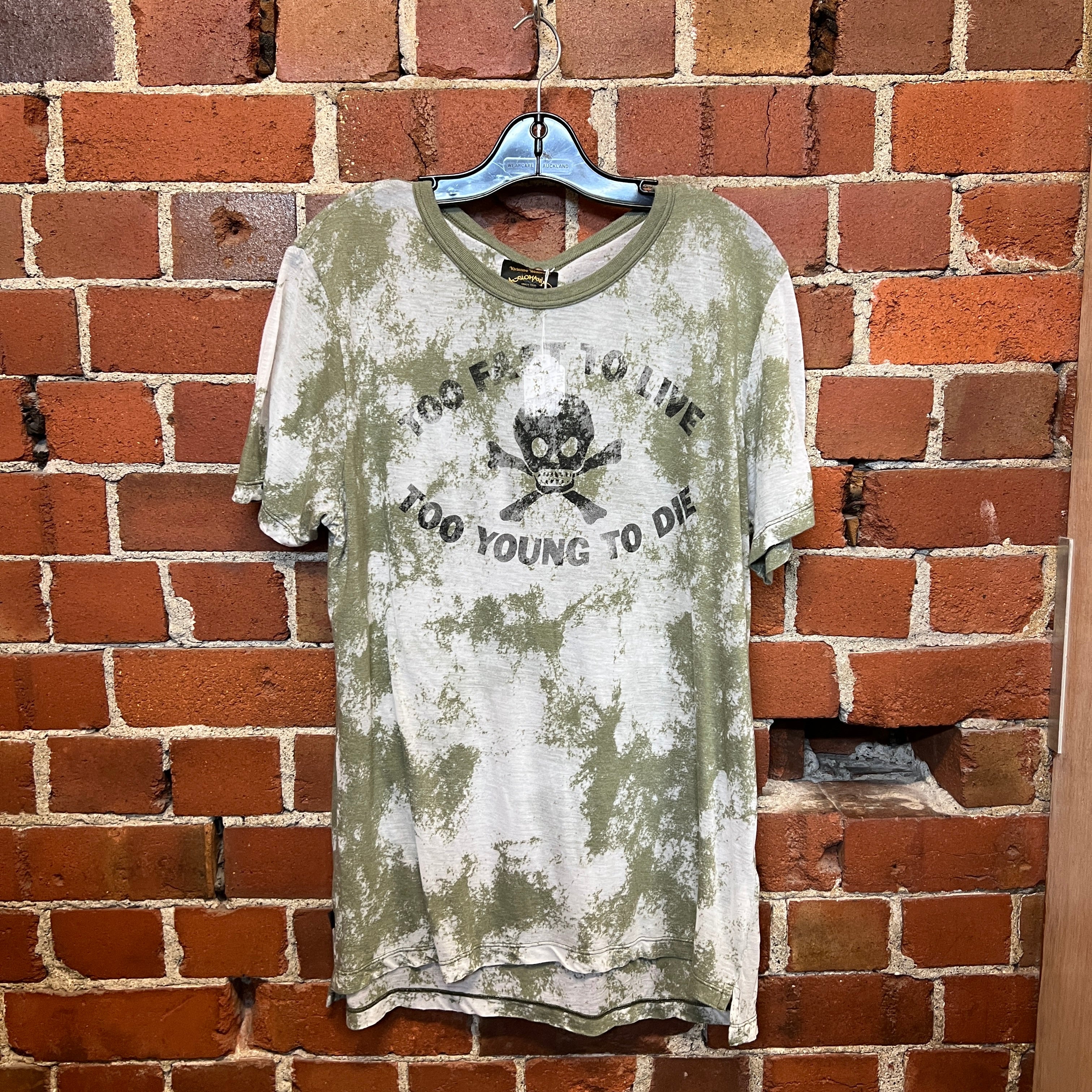 VIVIENNE WESTWOOD dis-stressed tee