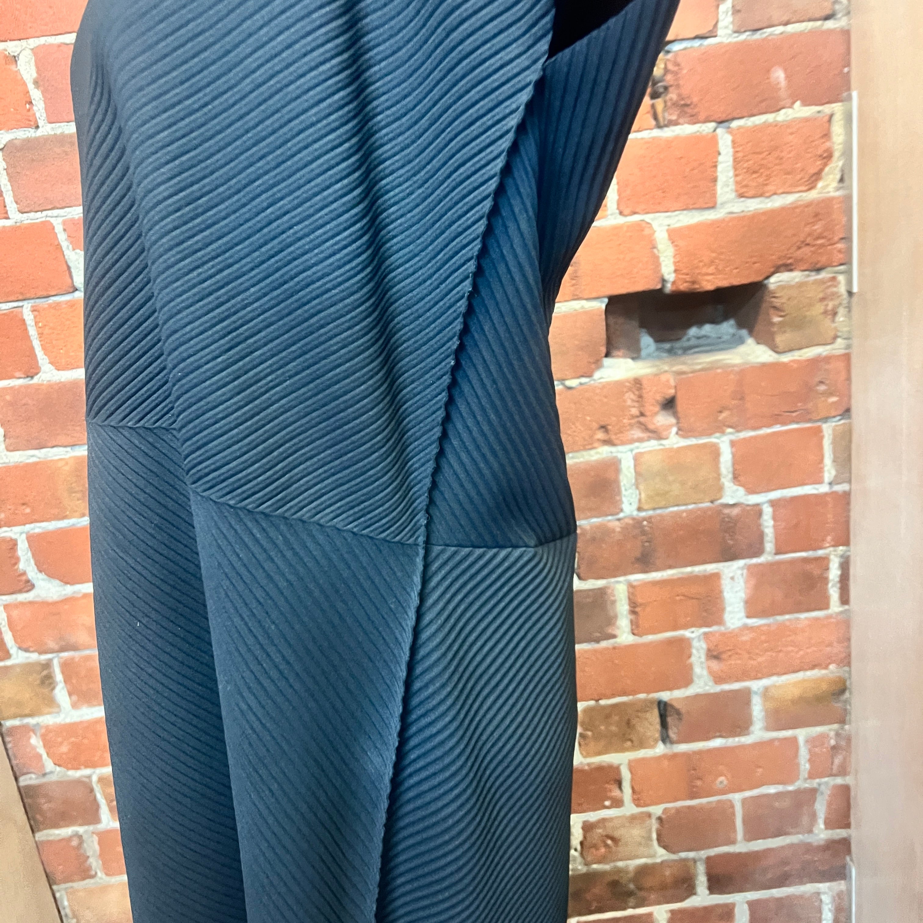 ISSEY MIYAKE pleated dress