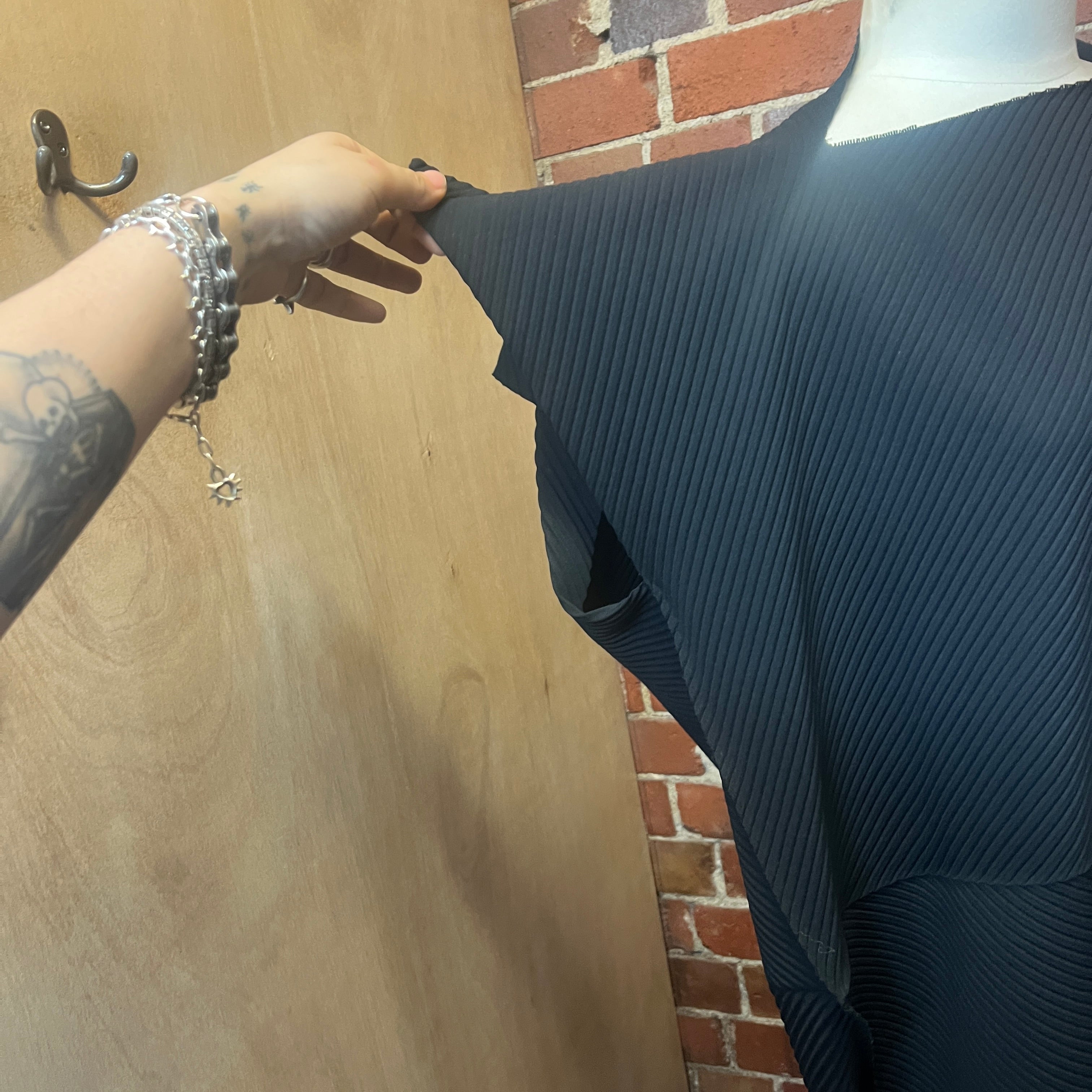 ISSEY MIYAKE pleated dress