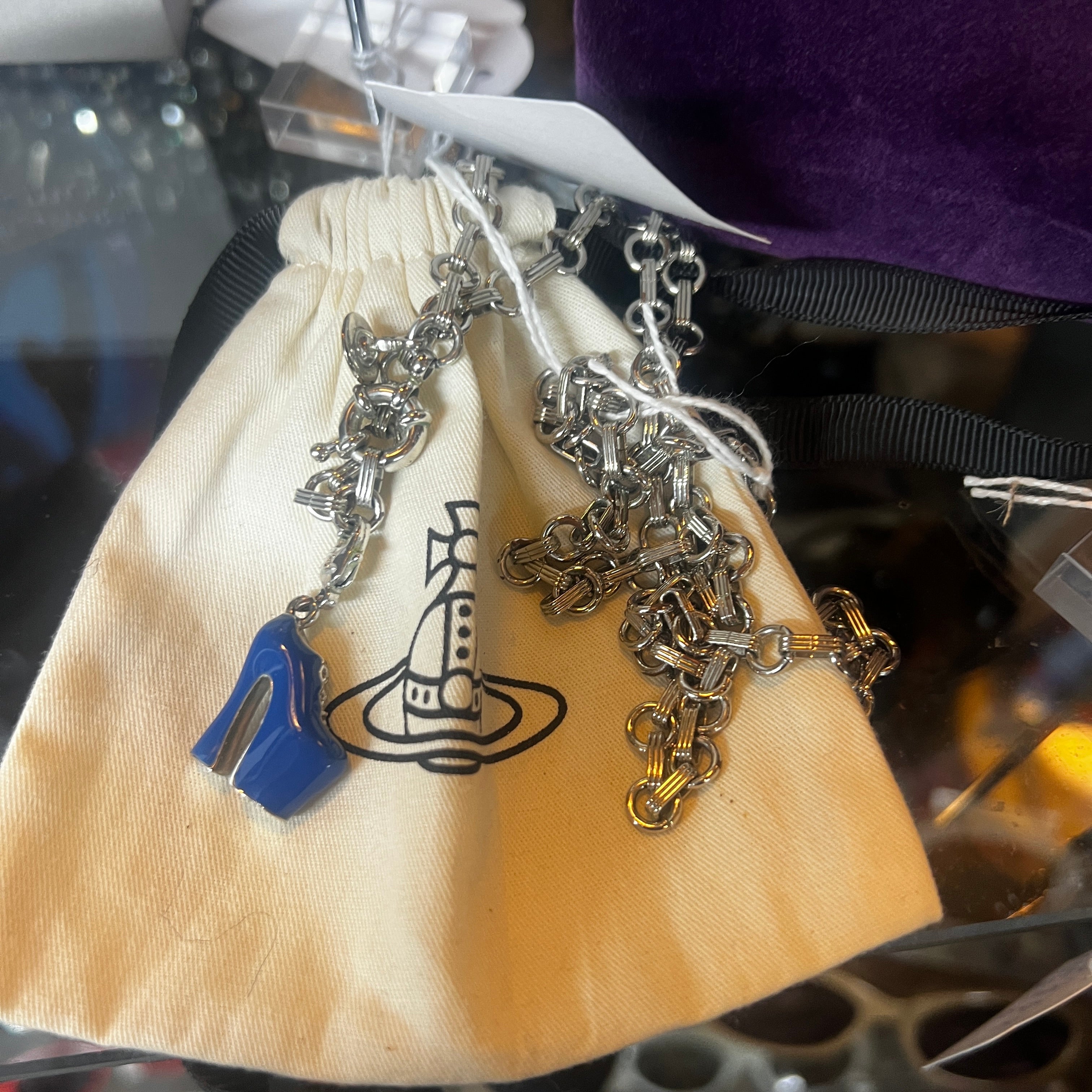 VIVIENNE WESTWOOD 'Naomi' shoe charm necklace – Wellington Hunters
