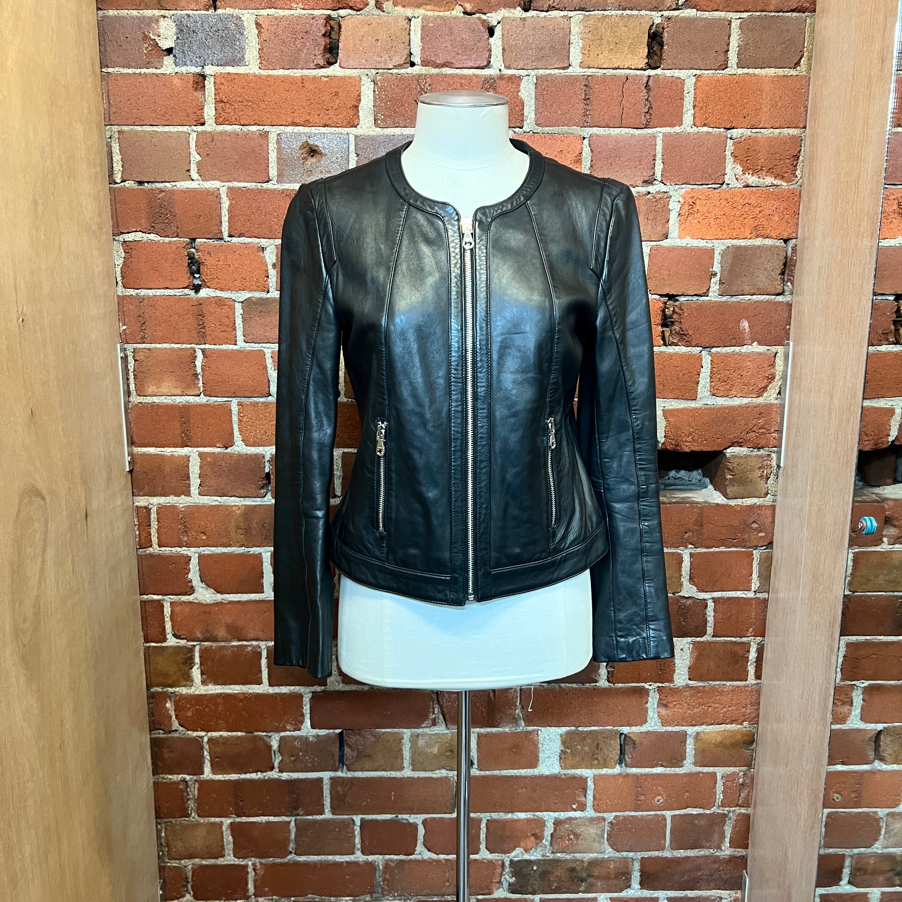 UTERQUE Leather jacket