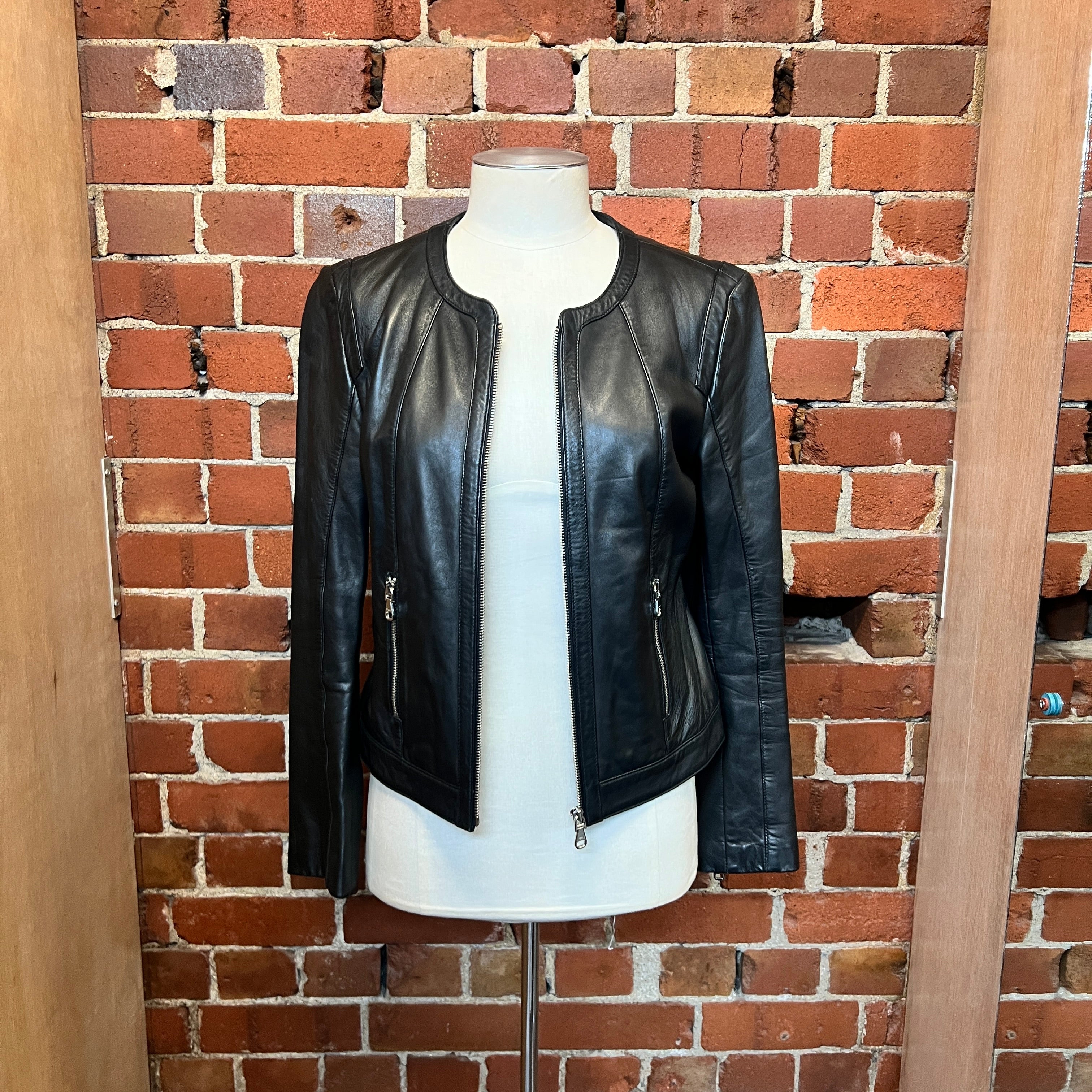 UTERQUE Leather jacket