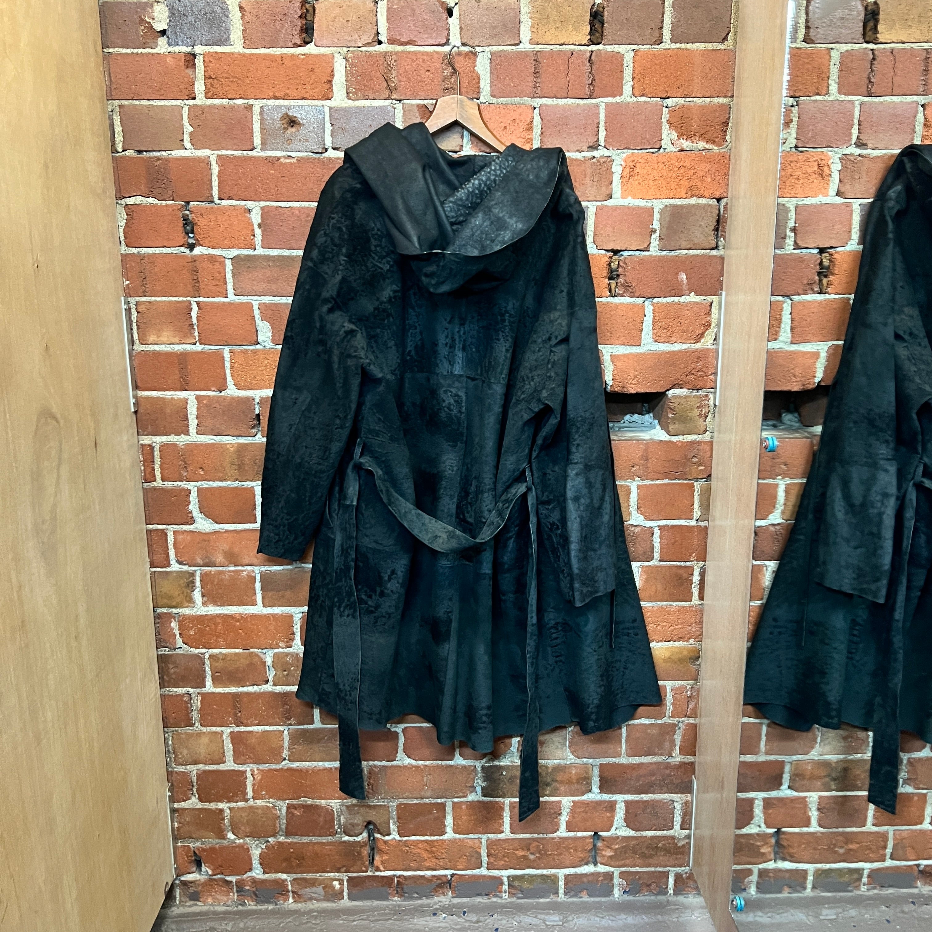 ANN DEMULEMEESTER HUGE leather coat