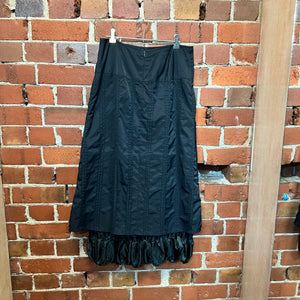 NZ Y2K maxi ruffle skirt