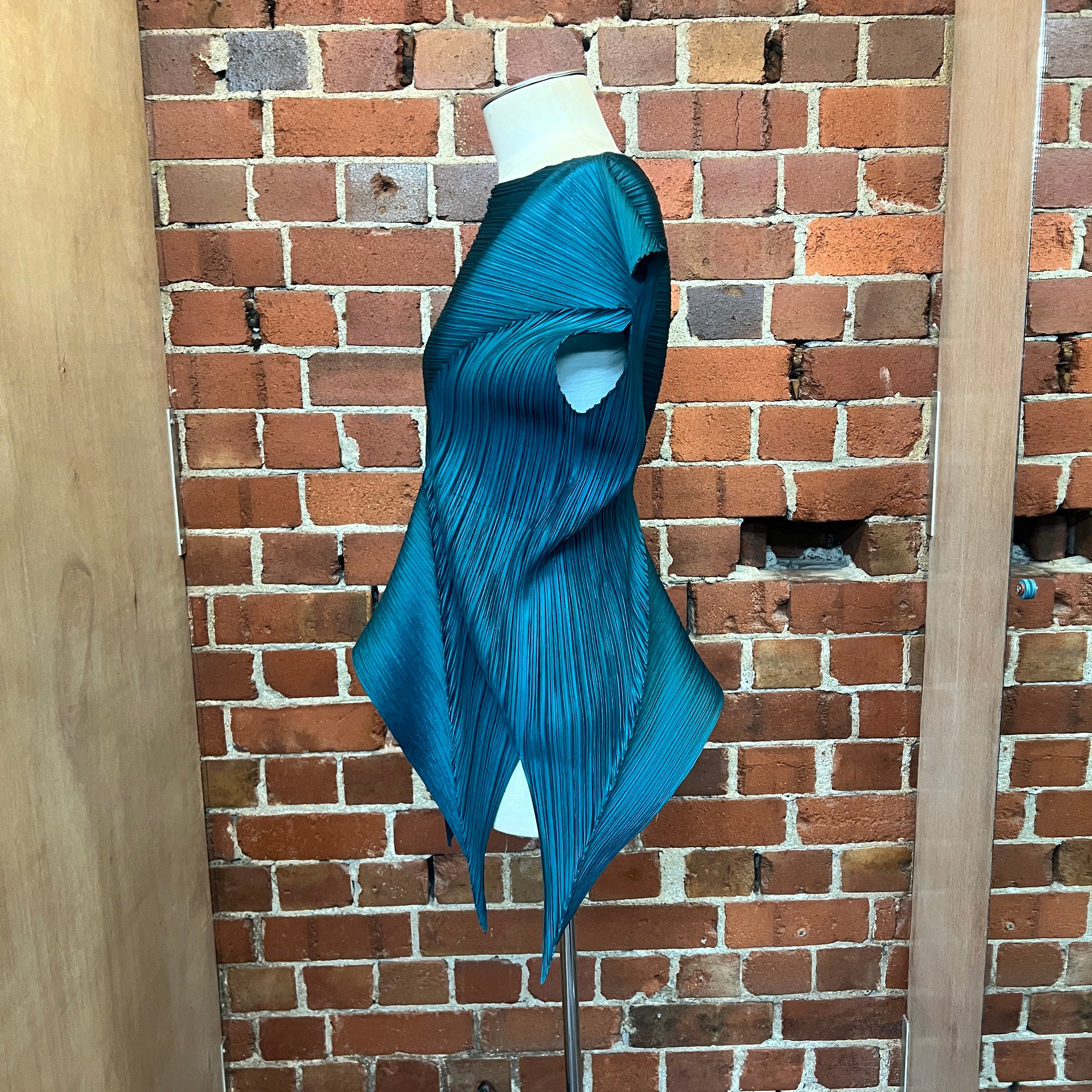 ISSEY MIYAKE PLEATS PLEASE top