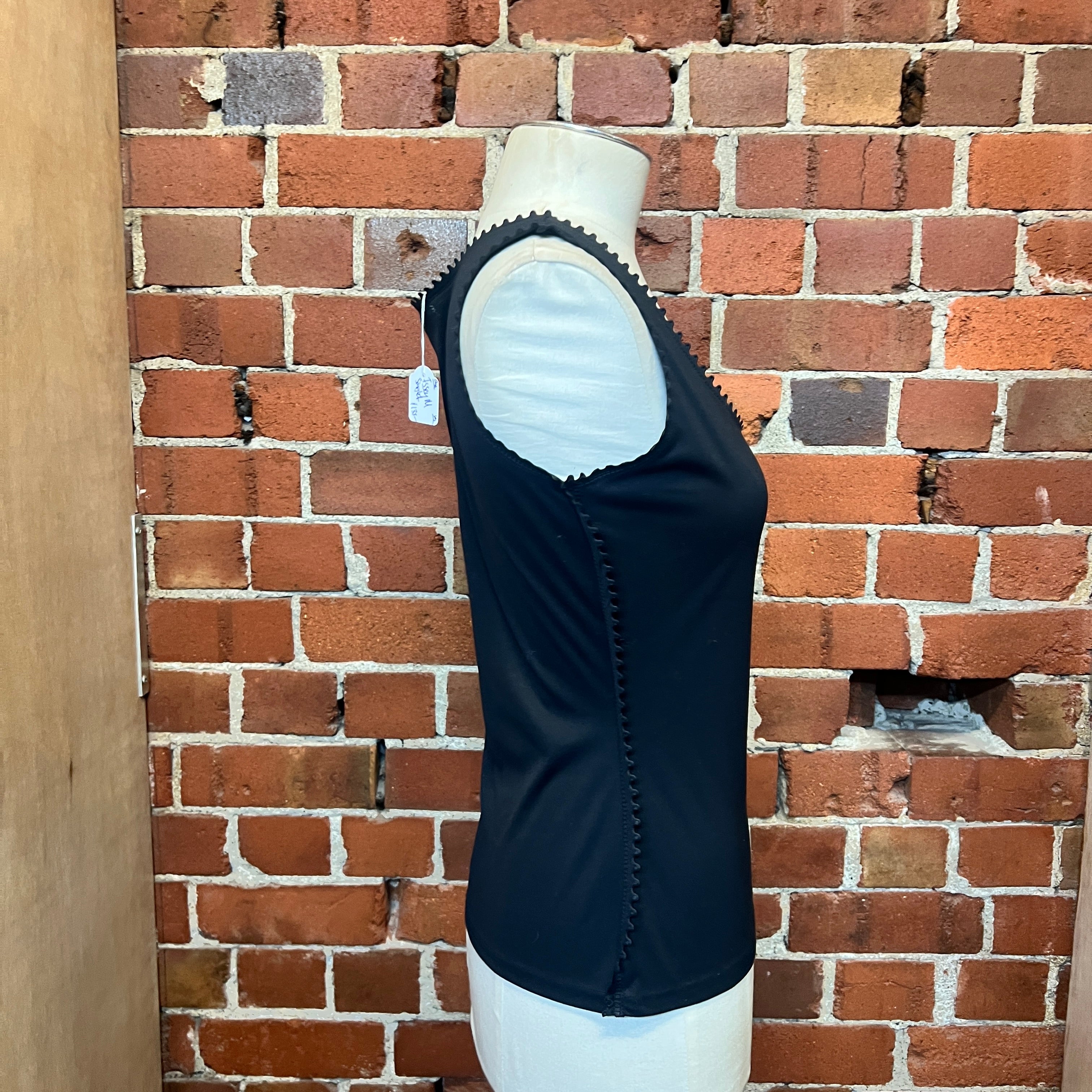 ISSEY MIYAKE singlet top