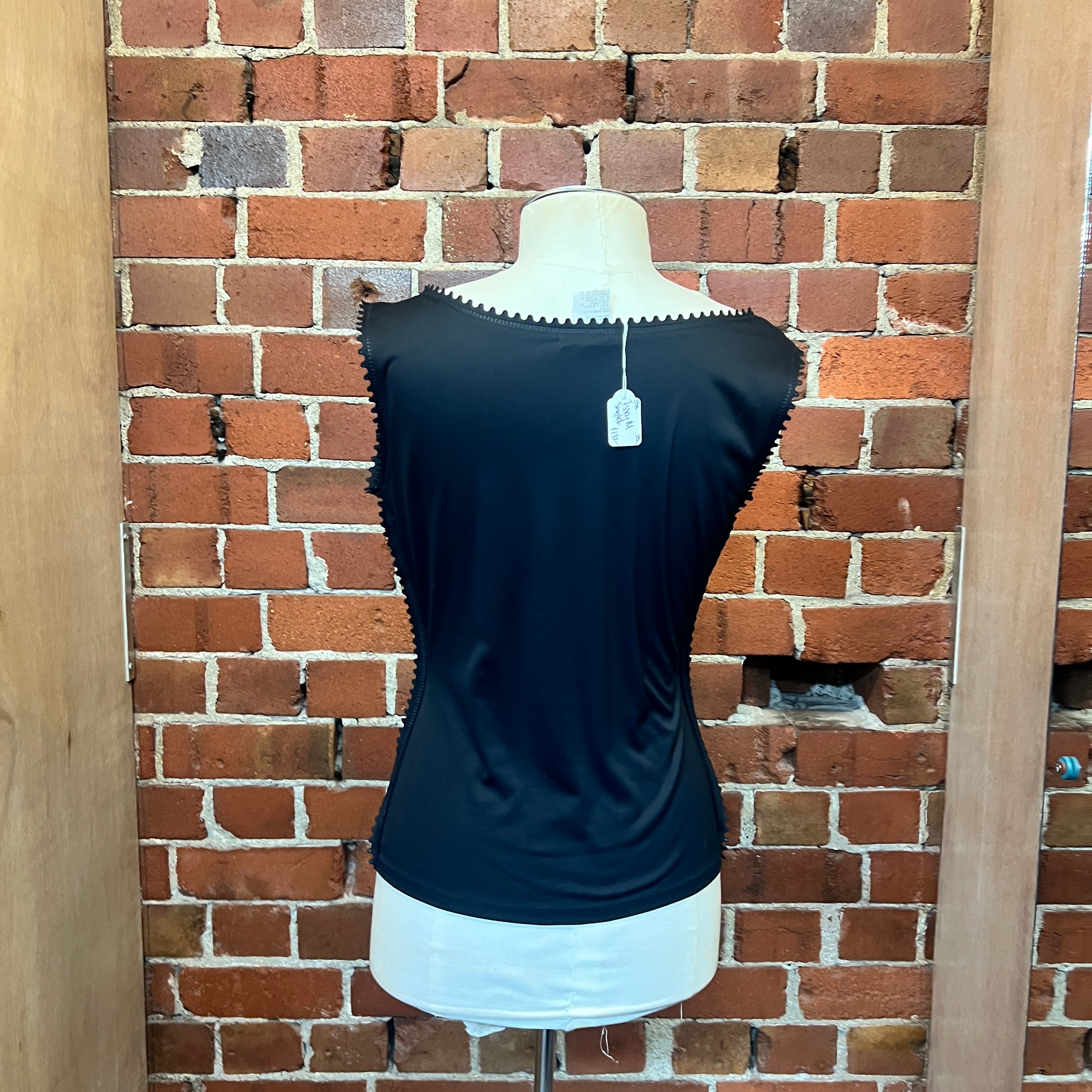 ISSEY MIYAKE singlet top