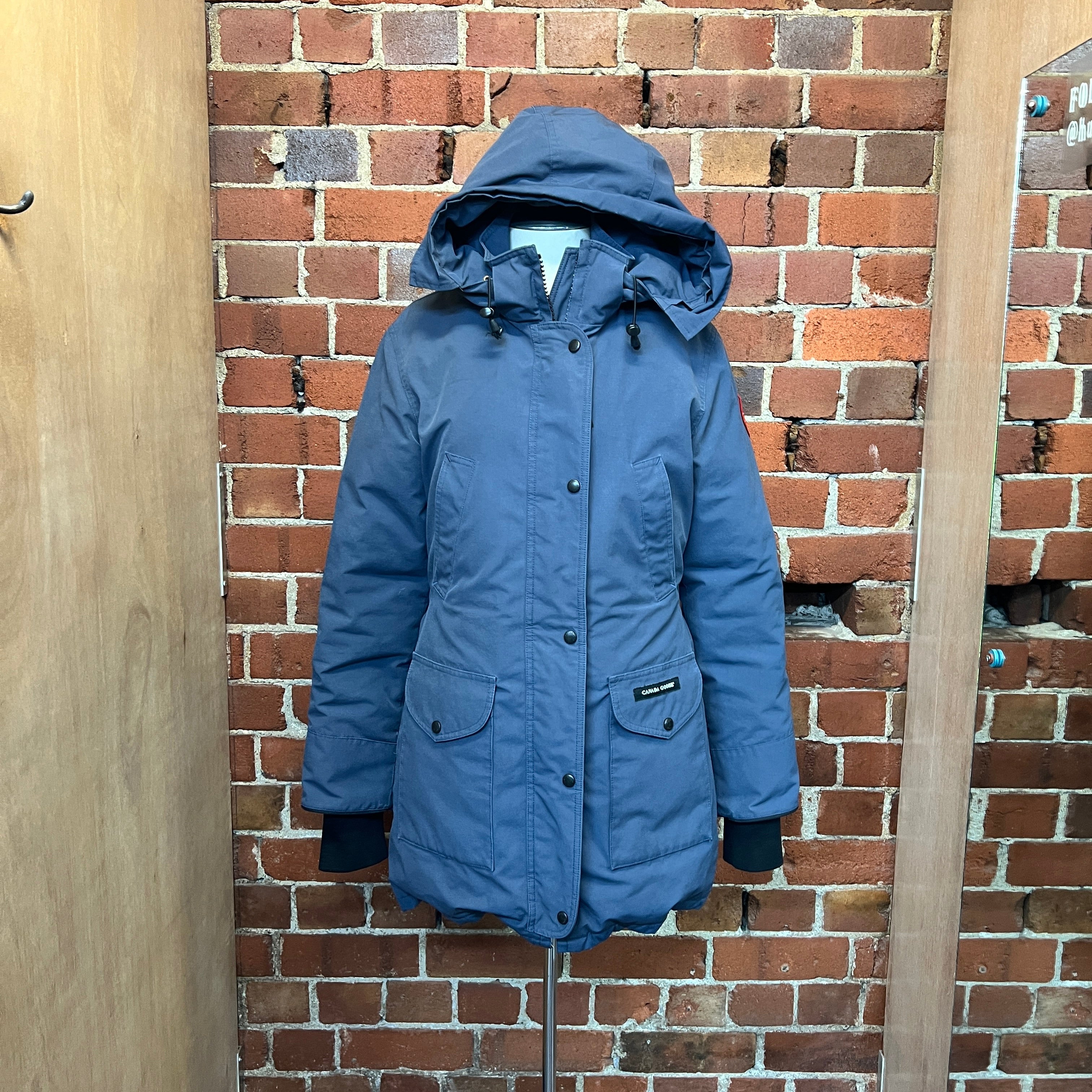 CANADA GOOSE puffer coat