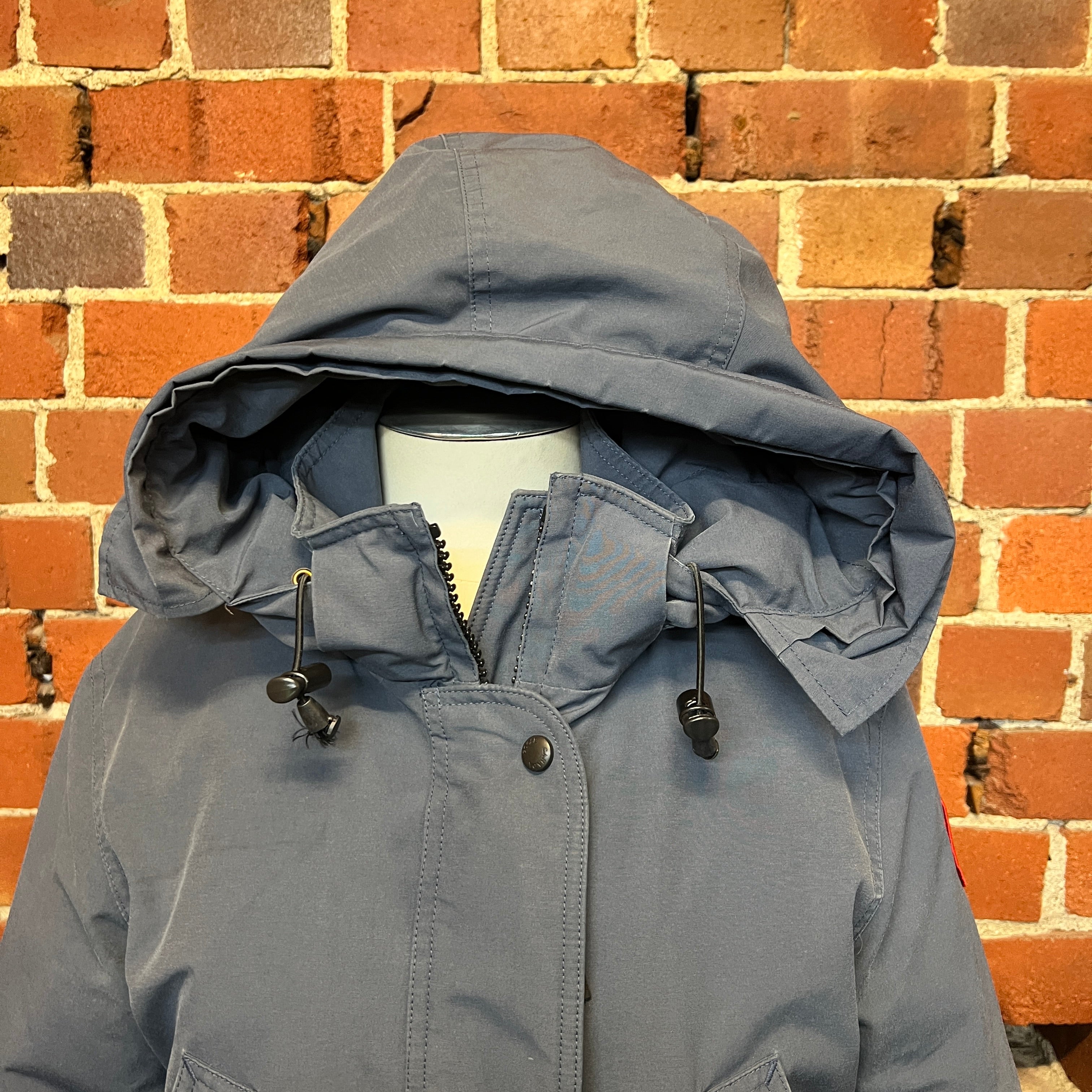 CANADA GOOSE puffer coat