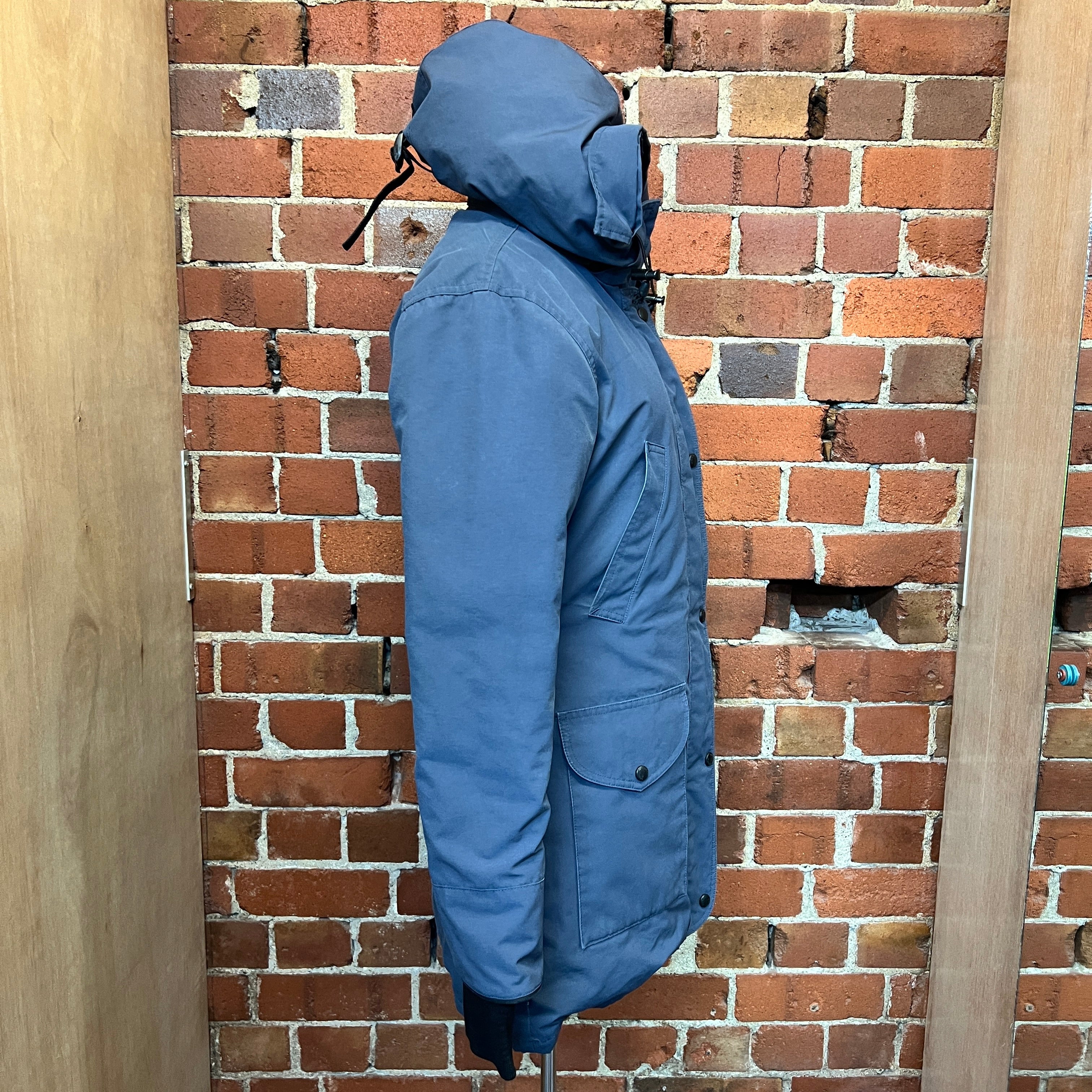 CANADA GOOSE puffer coat