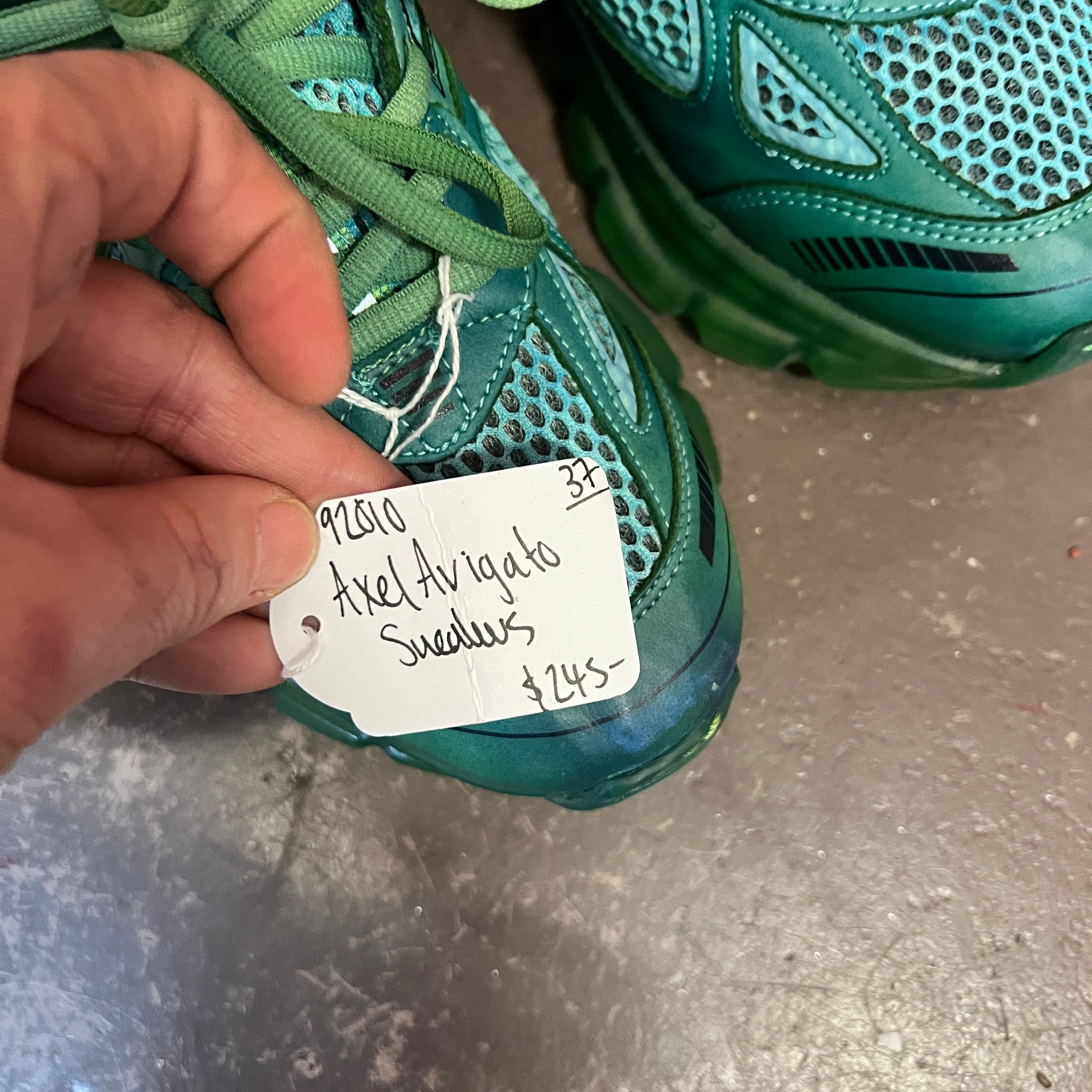 AXEL ARIGATO SNEAKERS