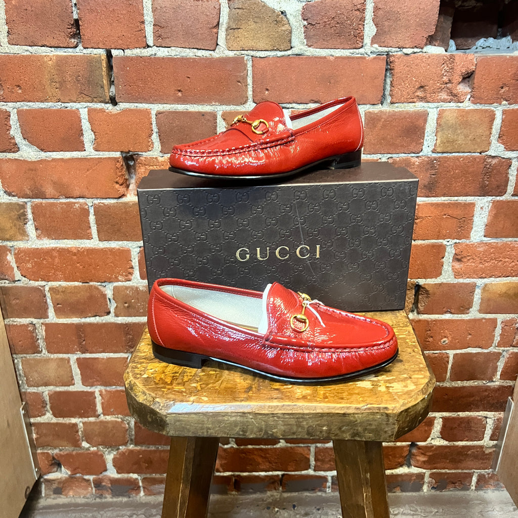 GUCCI patent leather loafers 39.5