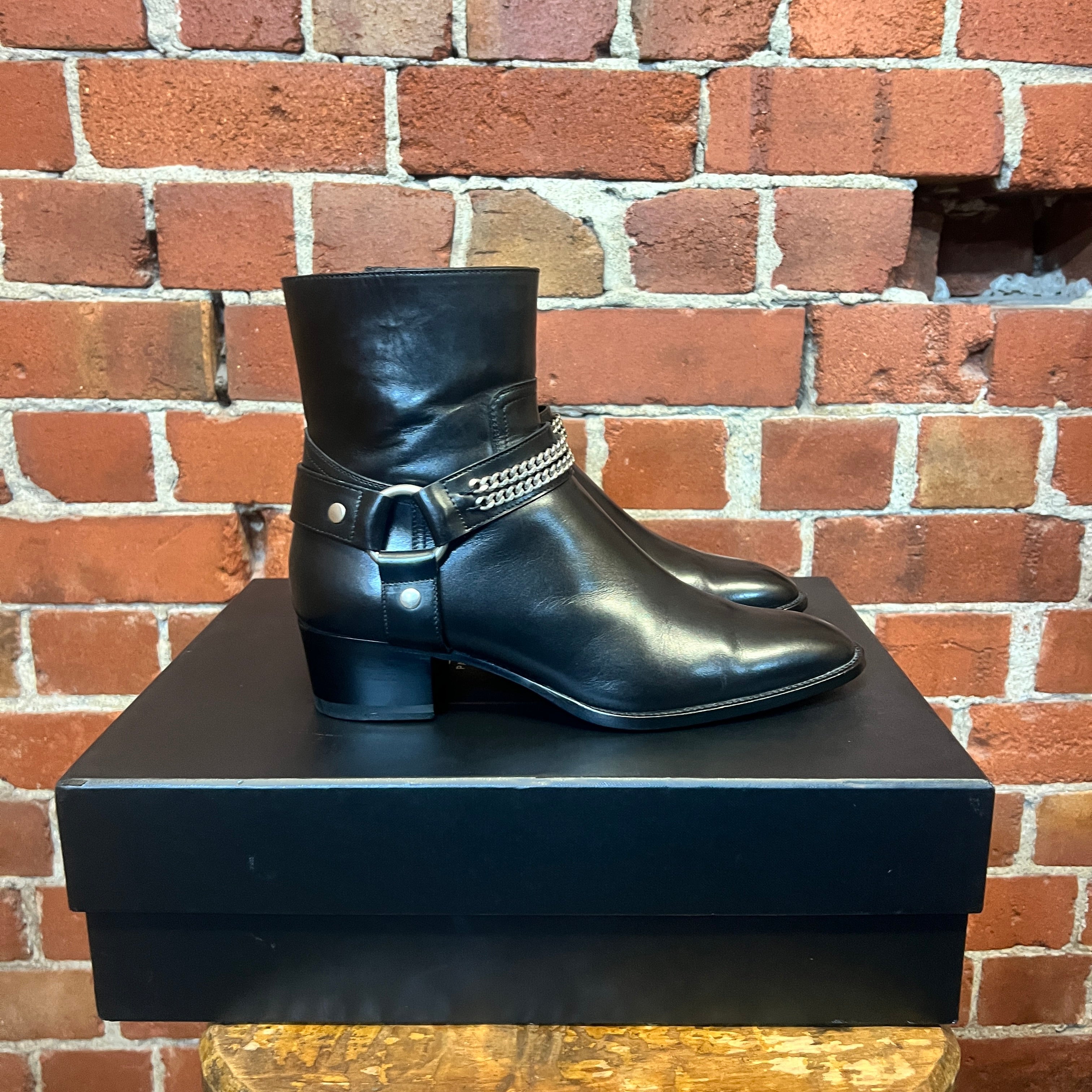 SAINT LAURENT leather moto boots 39