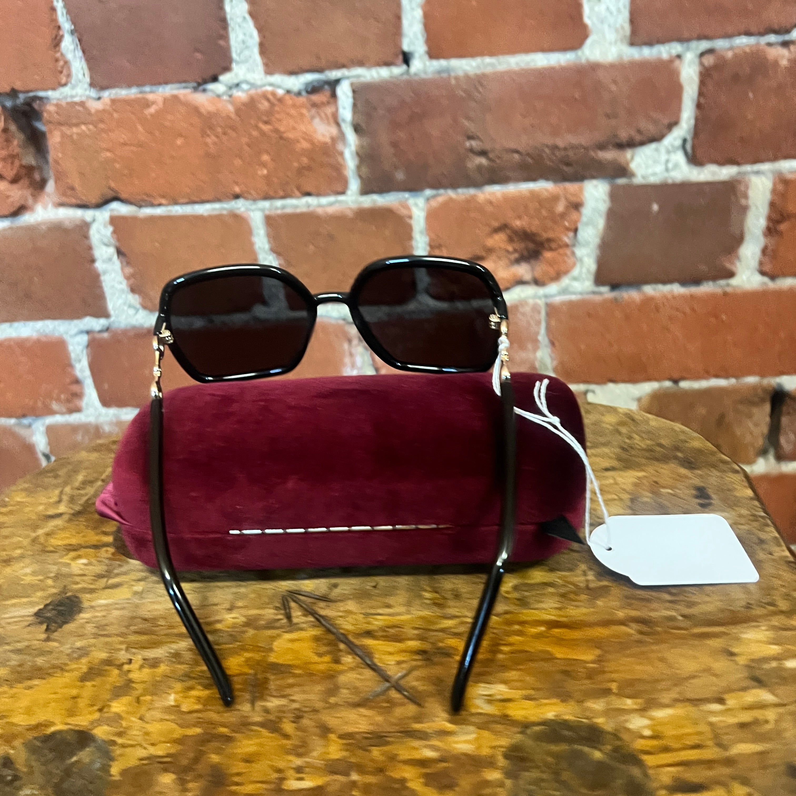 GUCCI horse-bit side sunglasses