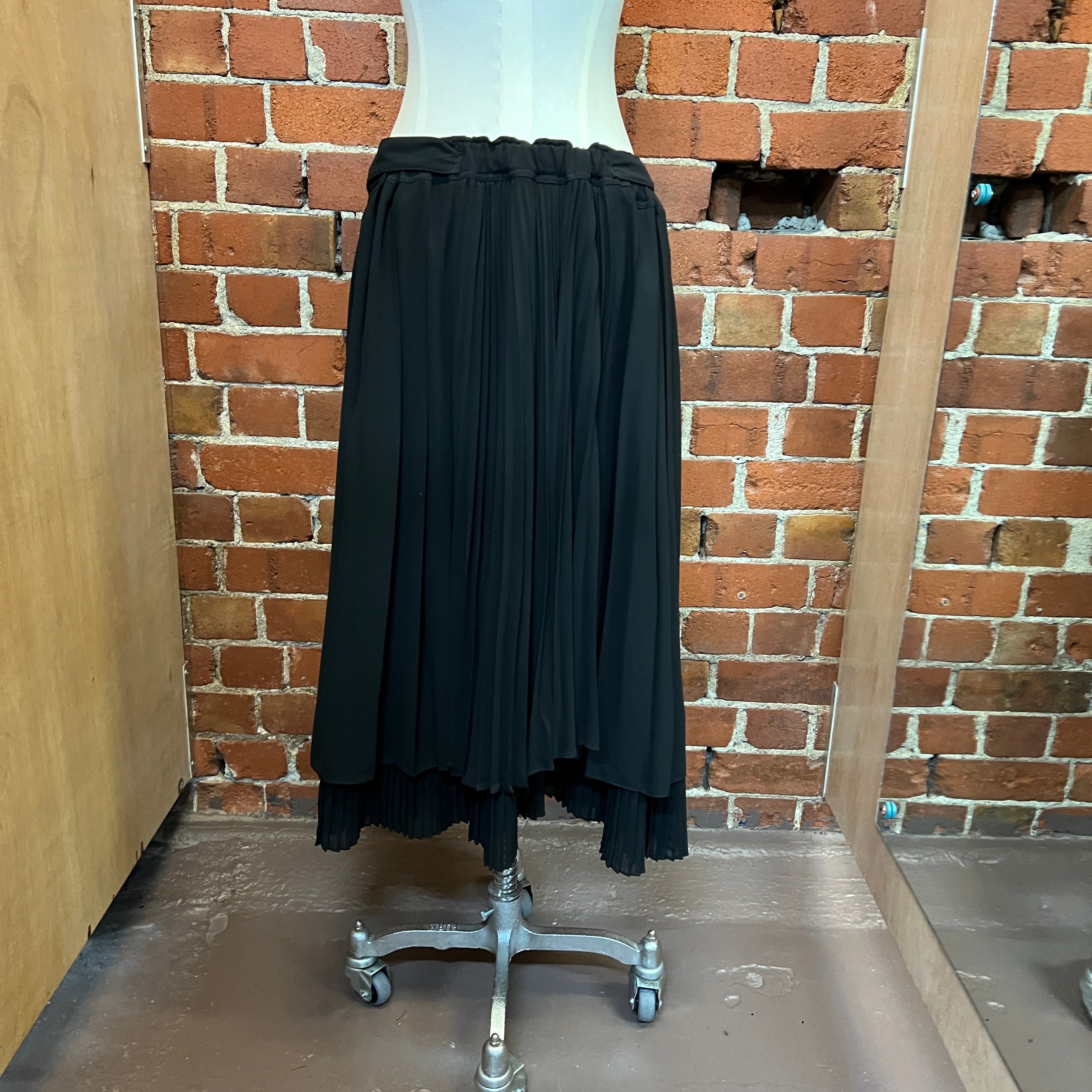 TRELISE COOPER pleated skirt Wellington Hunters and Collectors