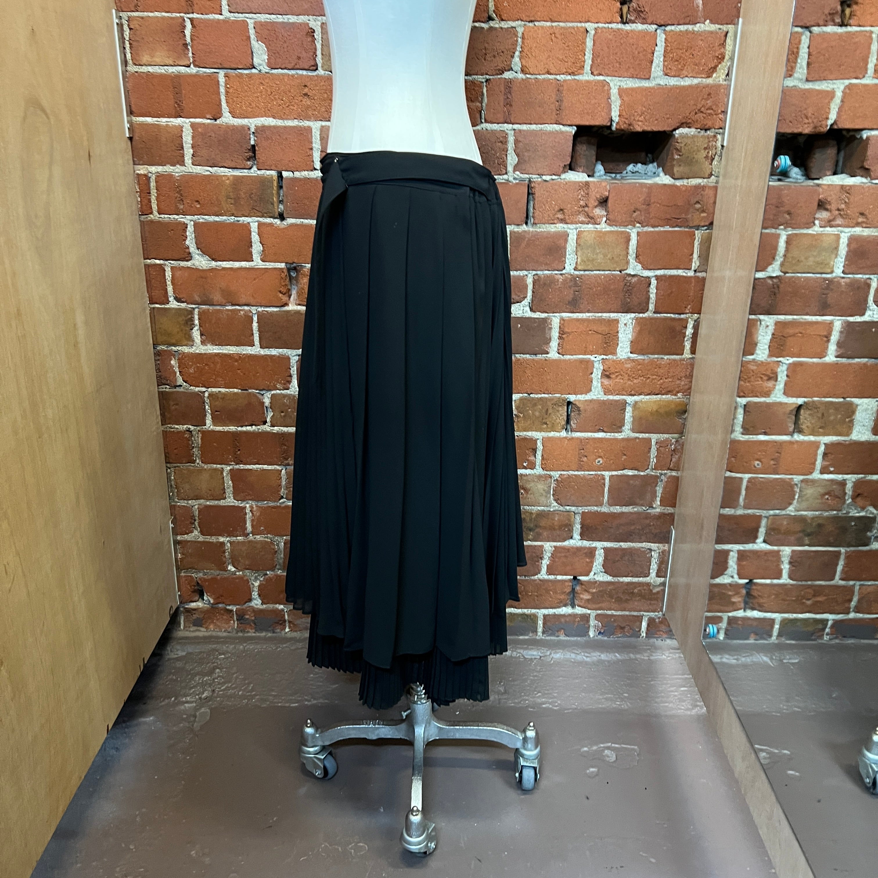 TRELISE COOPER pleated skirt Wellington Hunters and Collectors