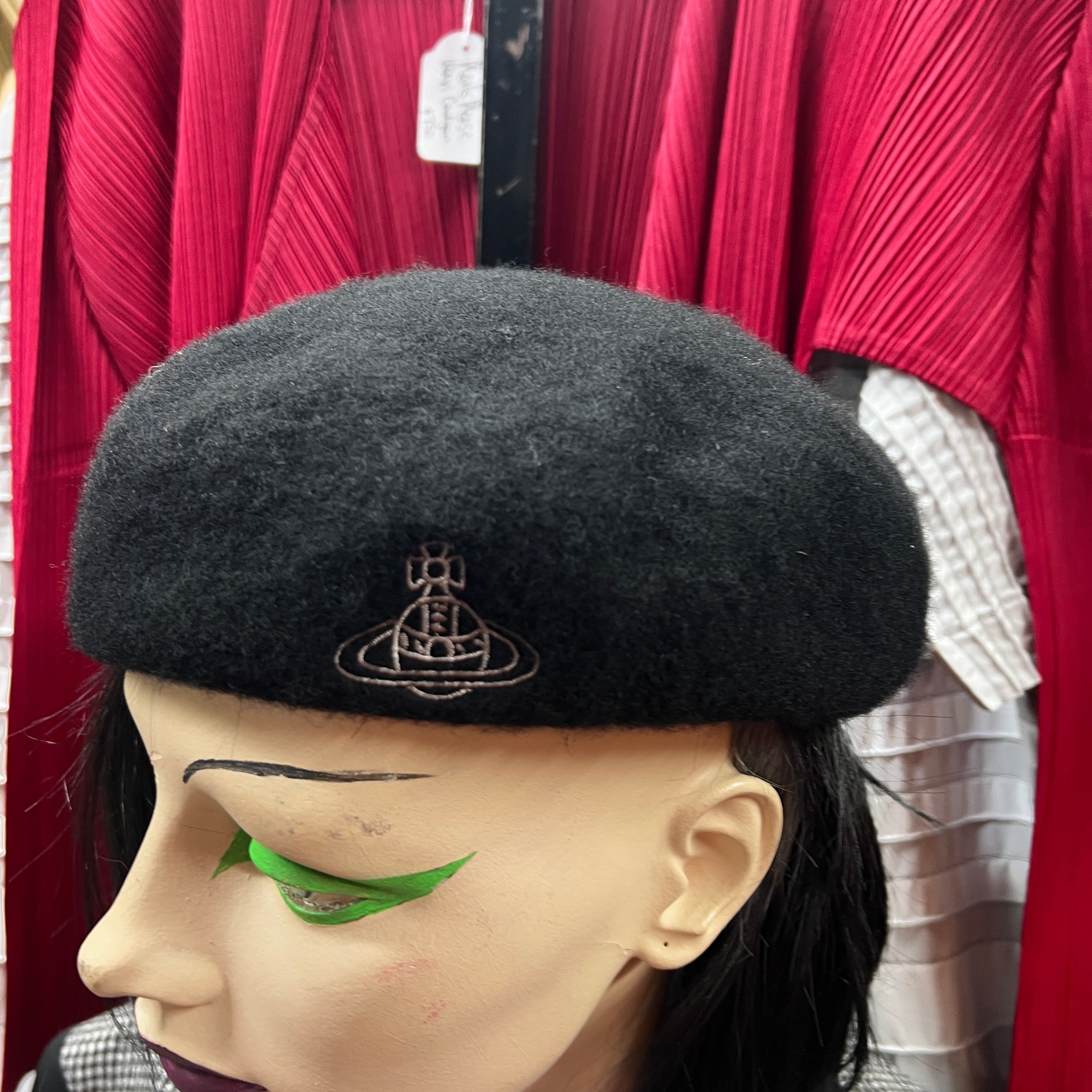 VIVIENNE WESTWOOD wool beret – Wellington Hunters and Collectors