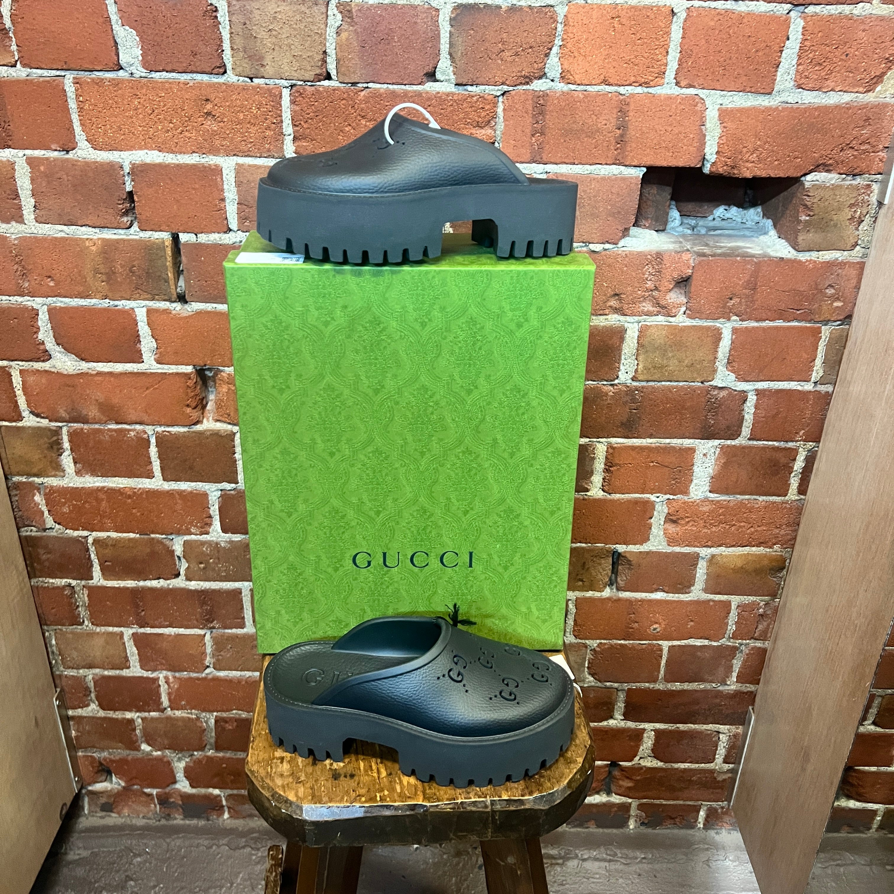 GUCCI rubber mules 36