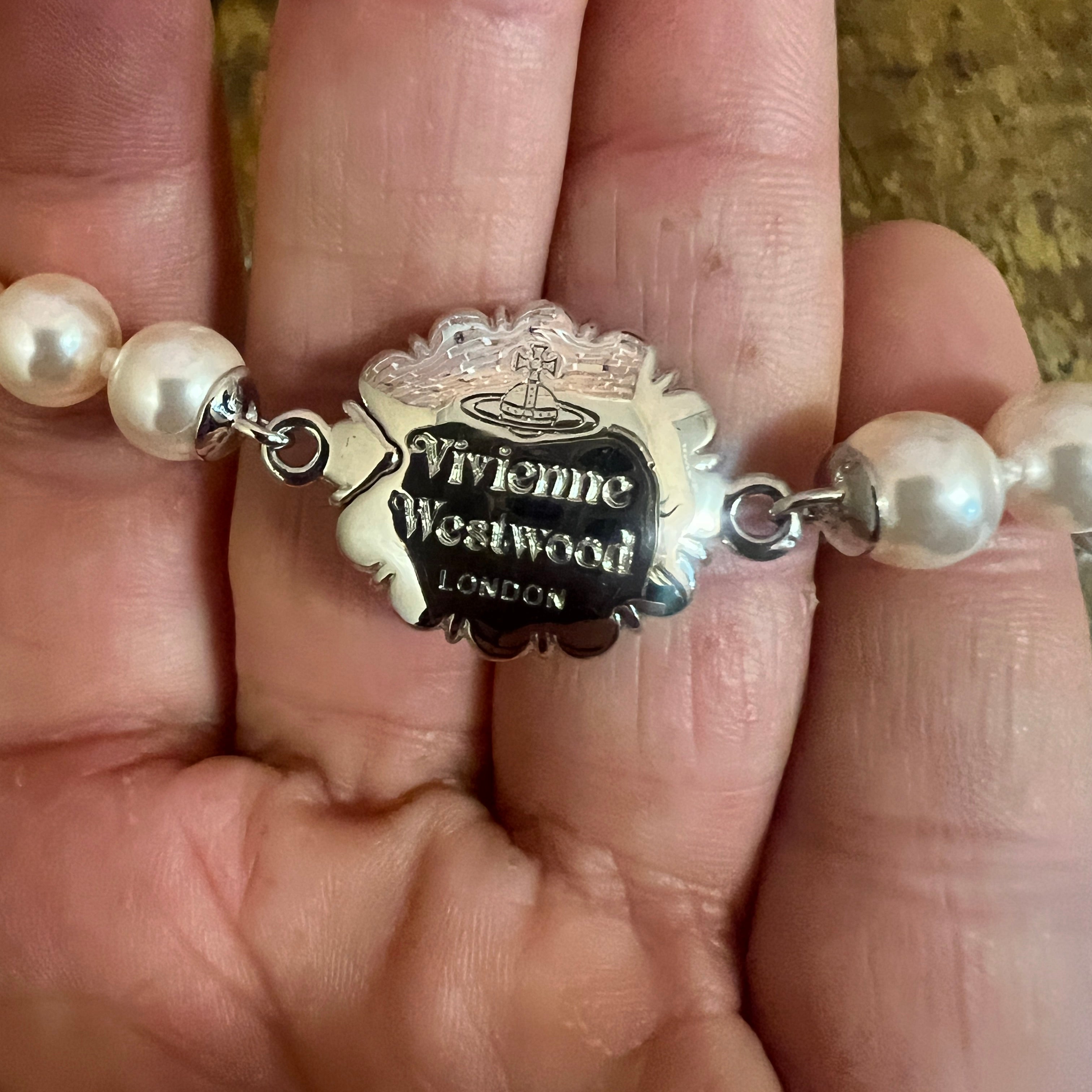 VIVIENNE WESTWOOD Pearl choker