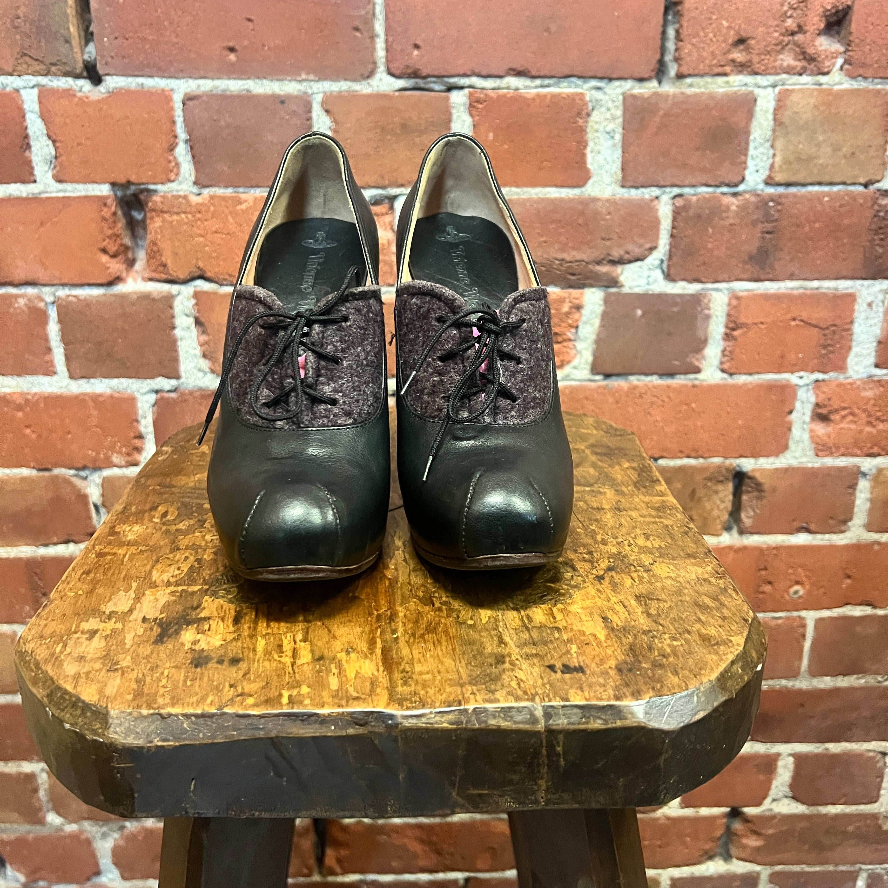 VIVIENNE WESTWOOD 1990's wool and leather heels 37