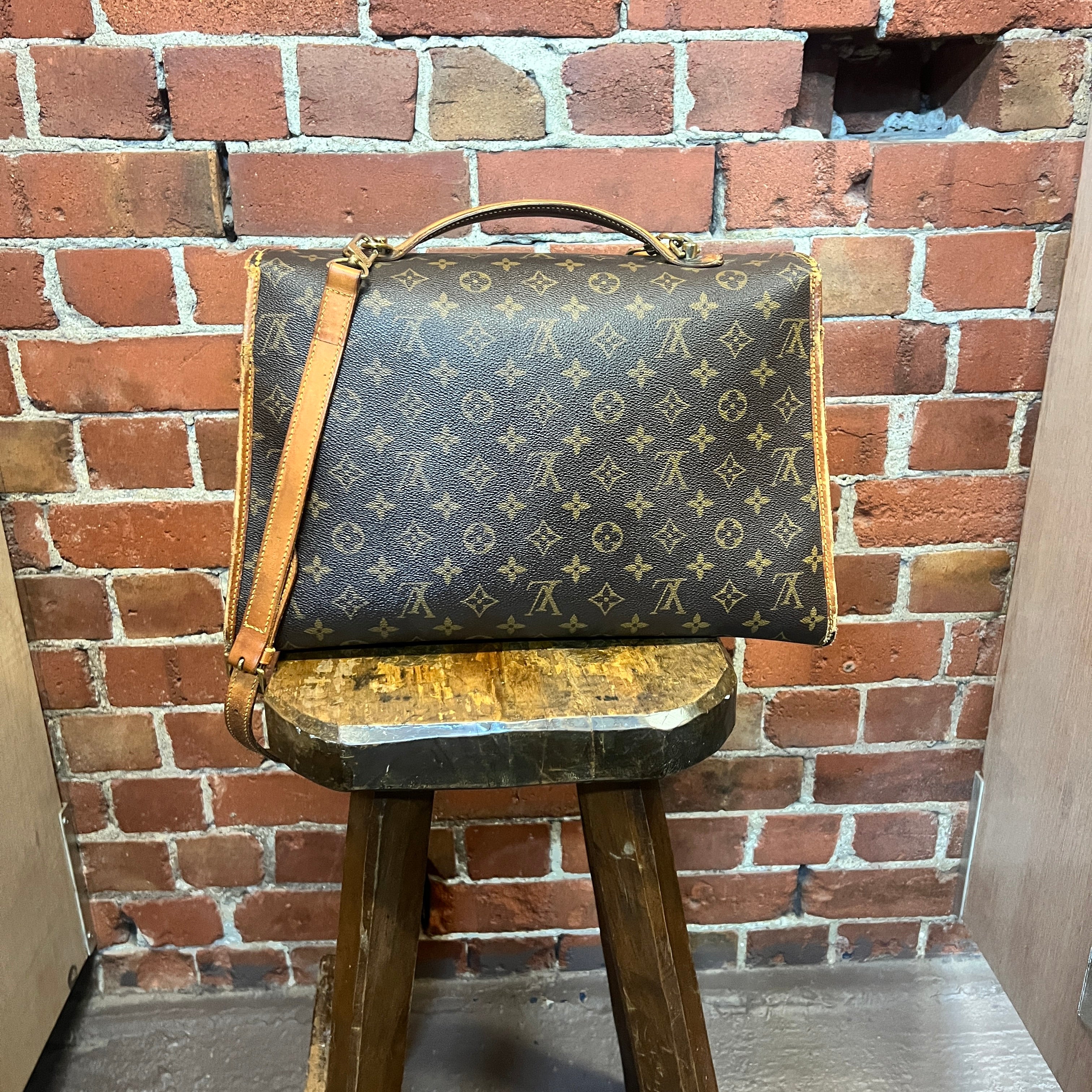 LOUIS VUITTON 1990's satchel bag