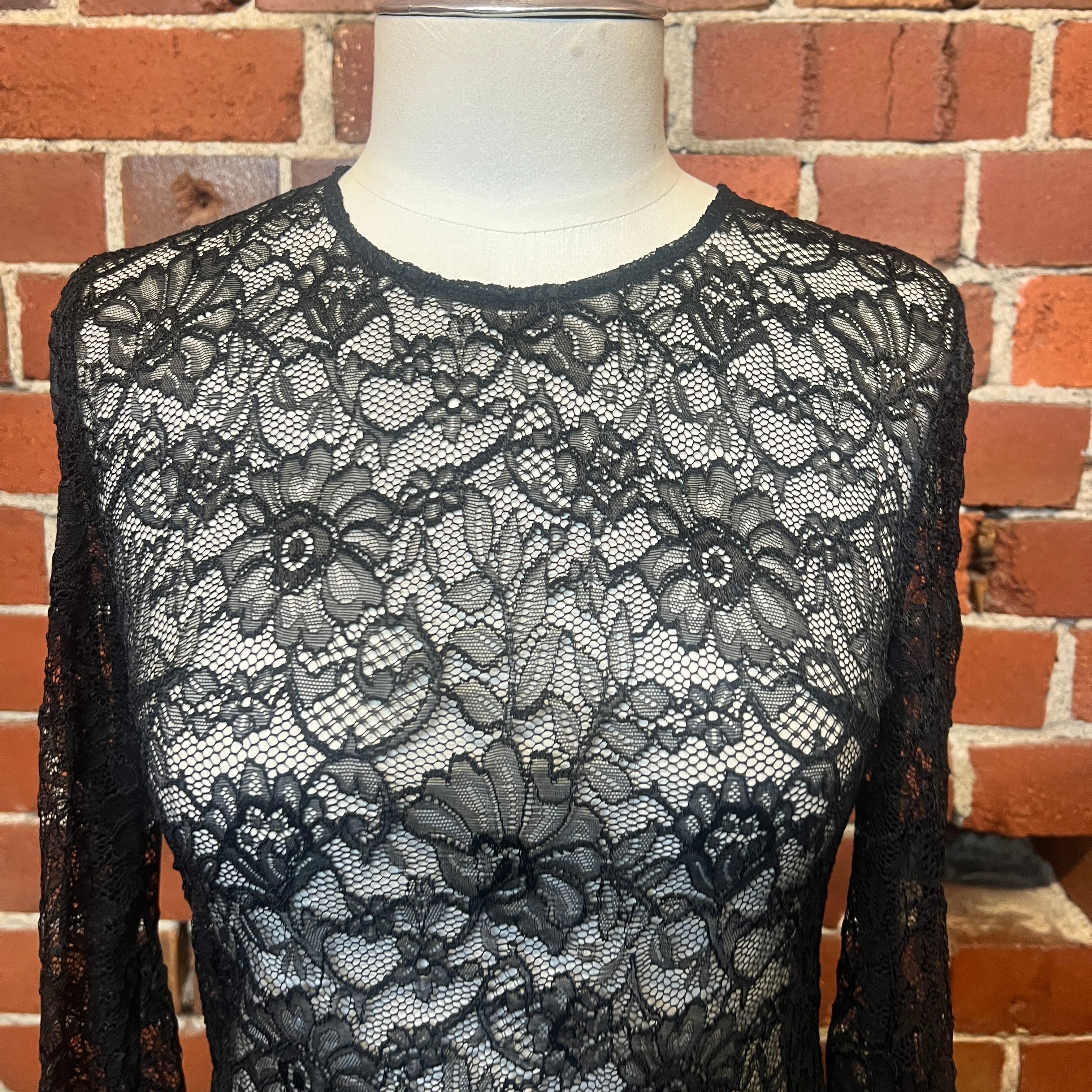 DOLCE AND GABBANA lace top